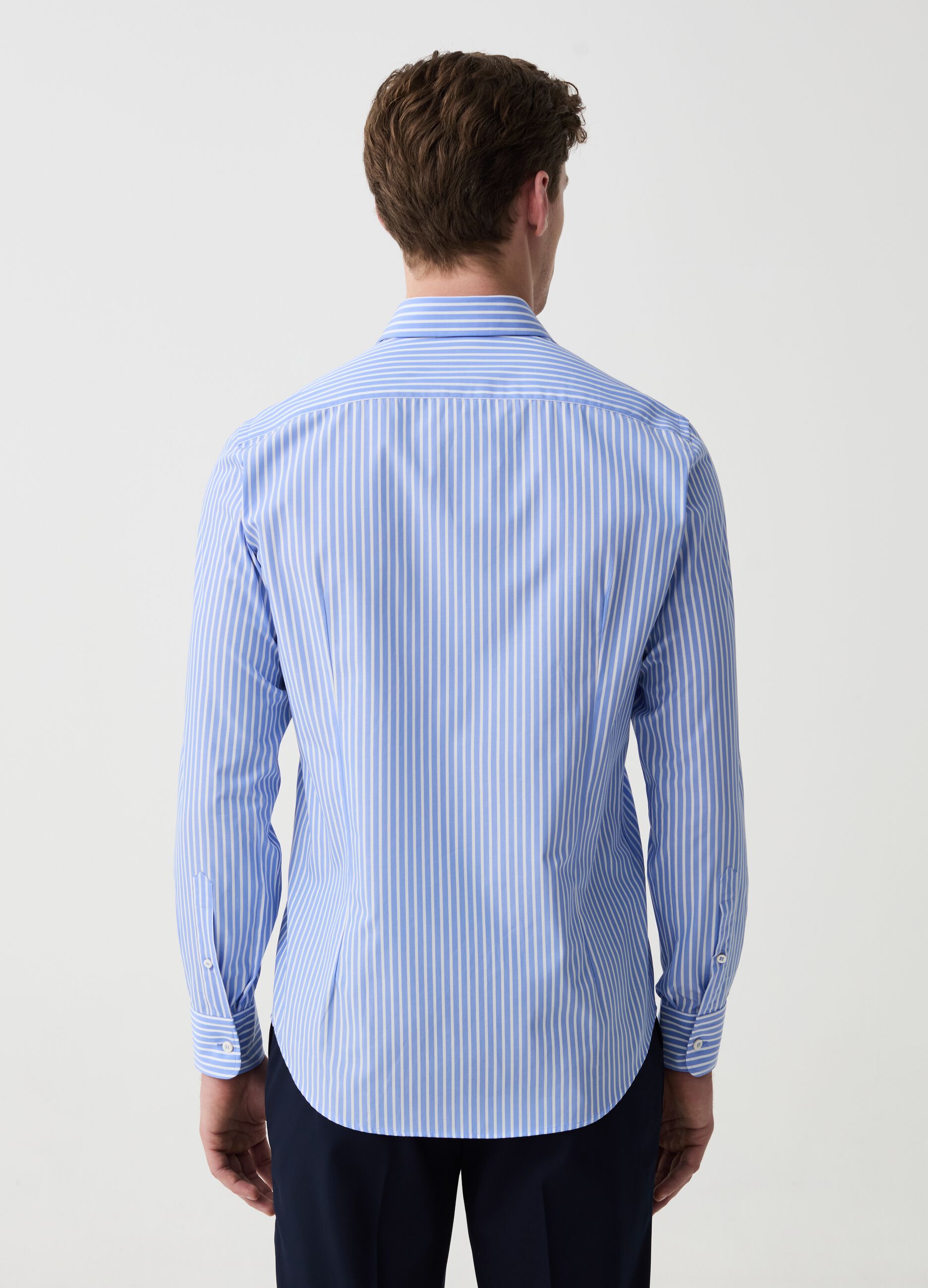 Slim-fit shirt in striped easy-iron cotton