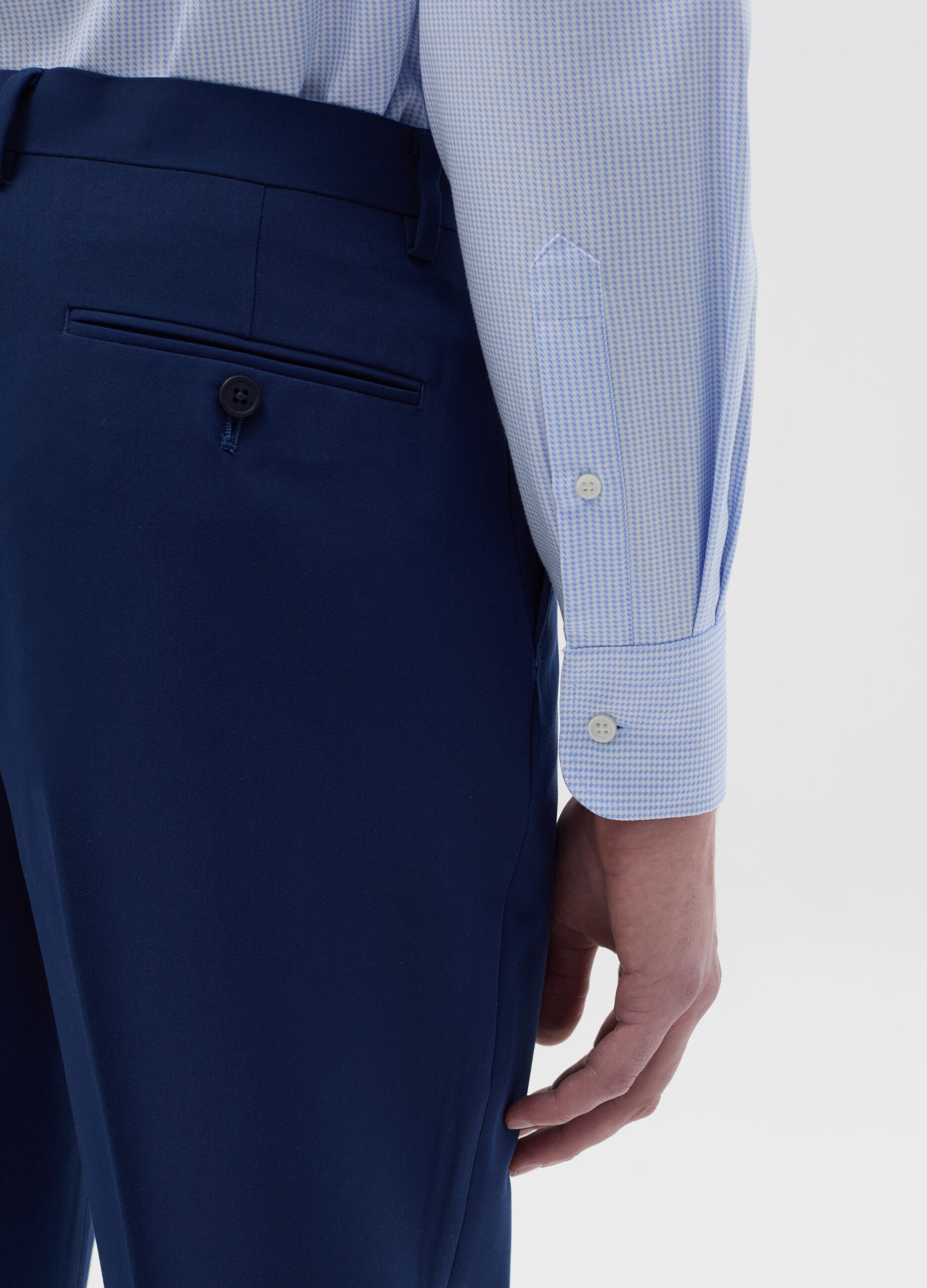 Regular-fit no-iron shirt with micro pattern