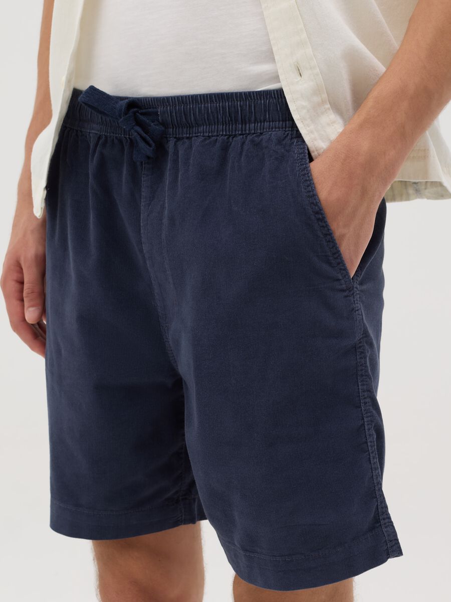 Men's blue regular fit pure cotton shorts with elastic drawstring_3
