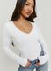 White long-sleeved deep V-neck T-shirt in pure cotton, regular fit_3
