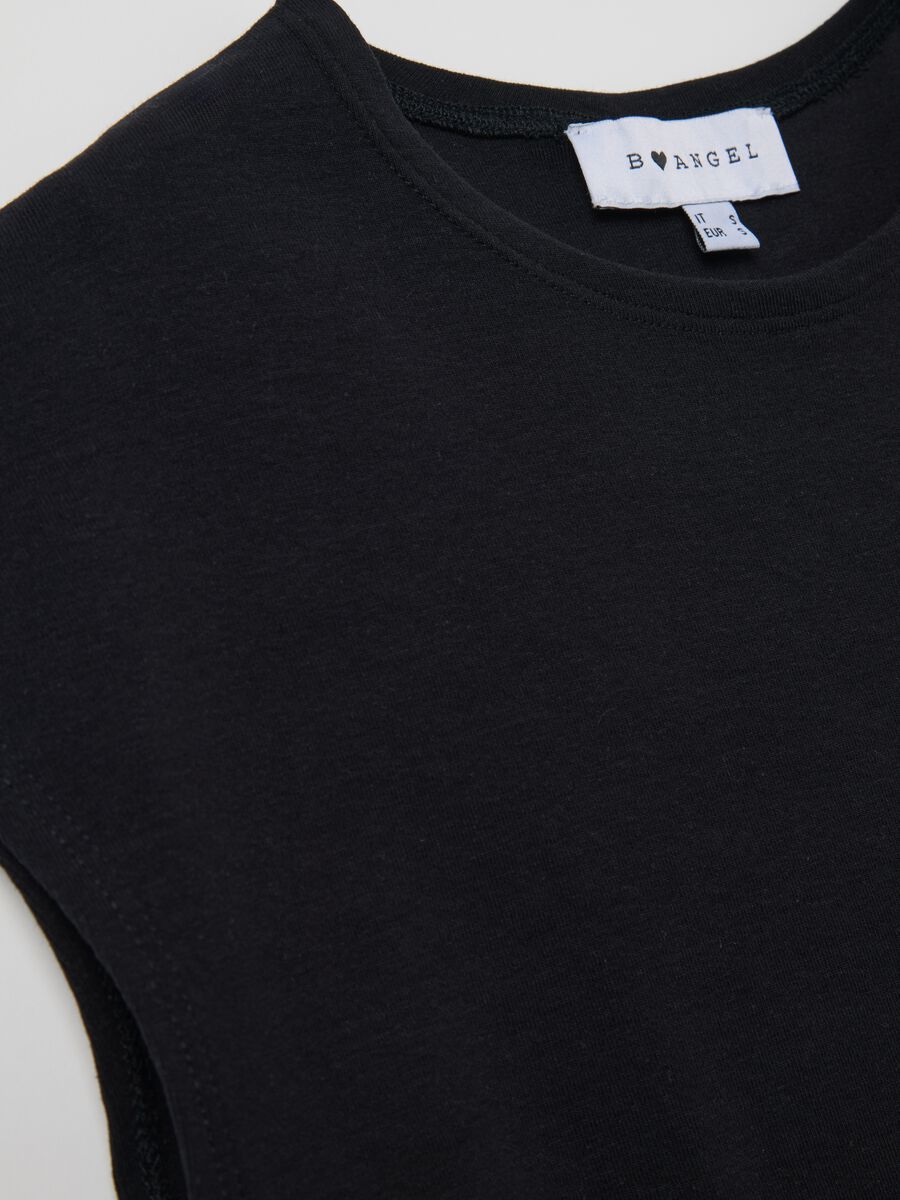 Women’s black fitted vest top in stretch cotton_5