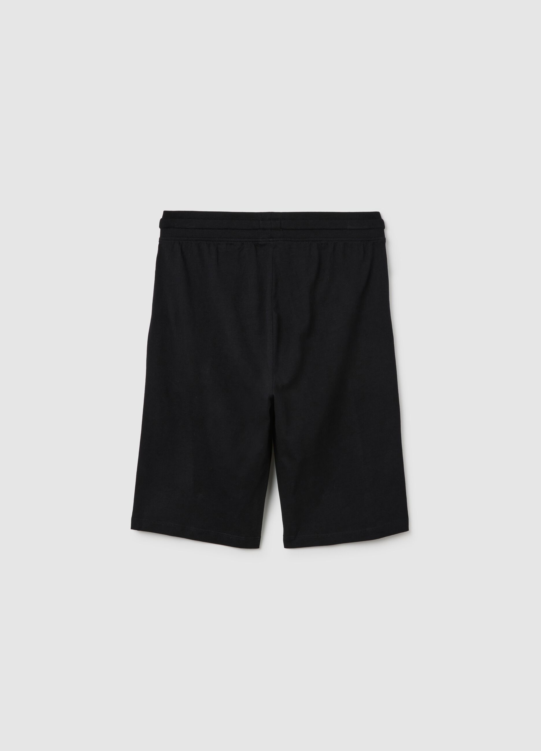 Boys' regular fit black cotton shorts with logo