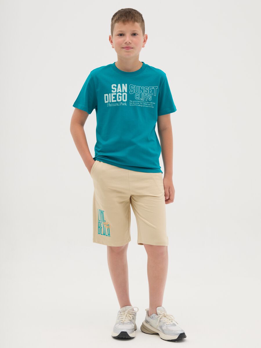 Shorts da ragazzo in puro cotone beige regular fit con stampa_0