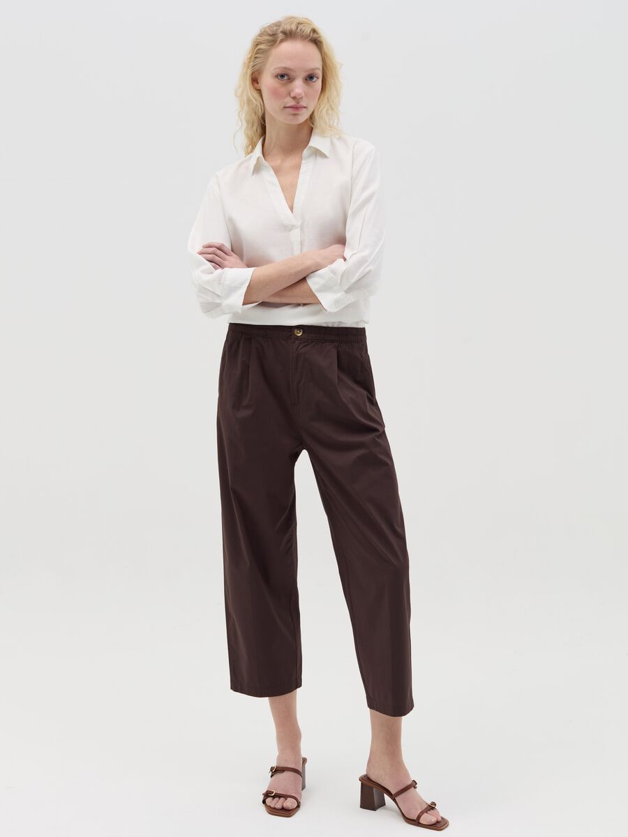 Brown cropped trousers in stretch cotton_0