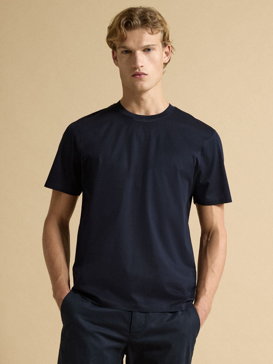 T-shirt blu in jersey di puro cotone con girocollo relaxed fit_1