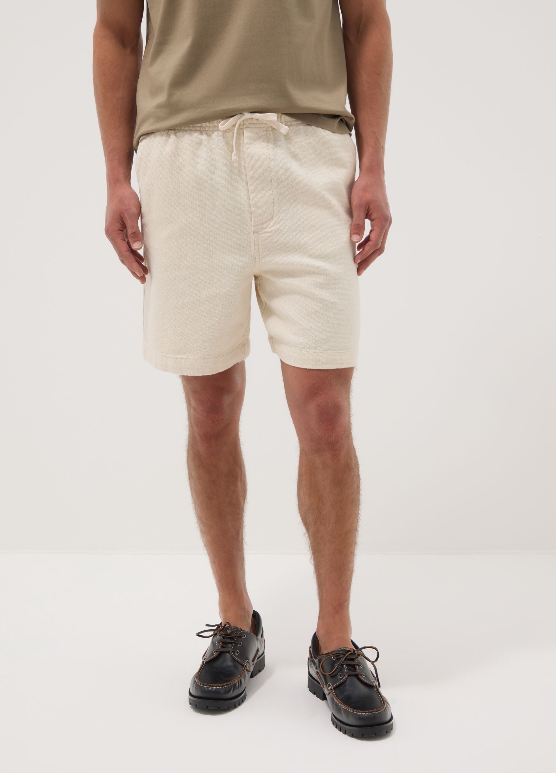 White cotton chino Bermuda shorts