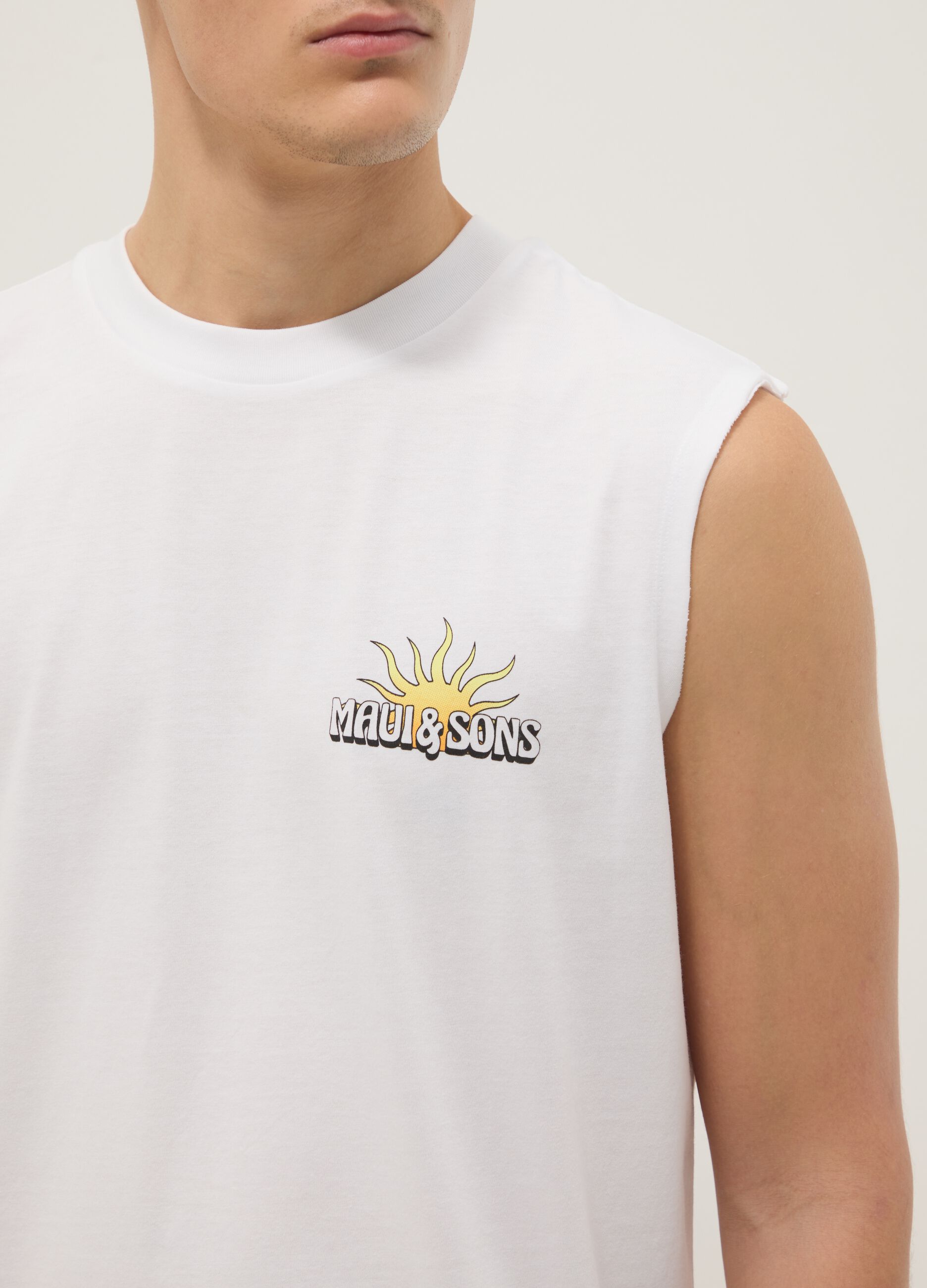 White pure cotton regular-fit vest with print