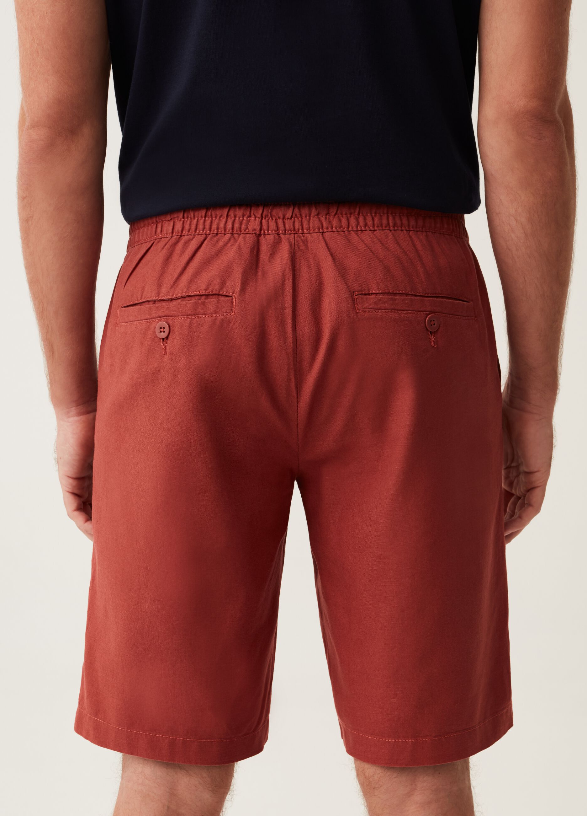 Bermuda chino jogger in cotone e lino_2