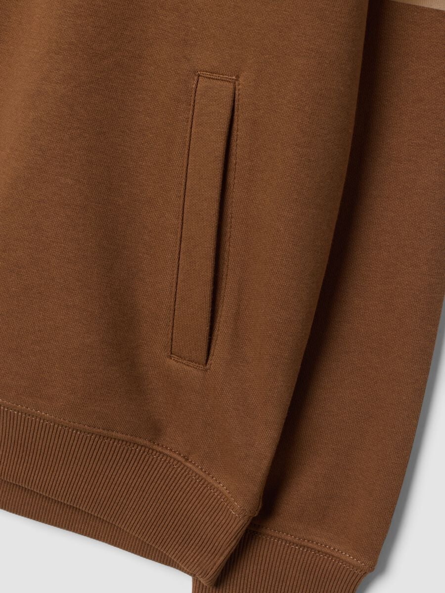 Felpa marrone in misto cotone con cappuccio relaxed fit_2