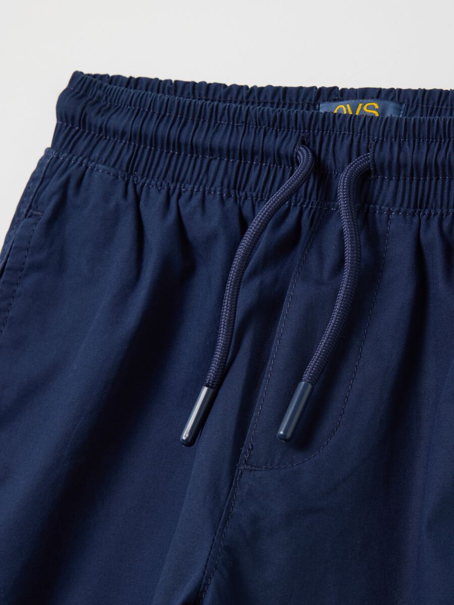Blue boys’ shorts in 100% cotton with regular fit and  elasticated waist_3