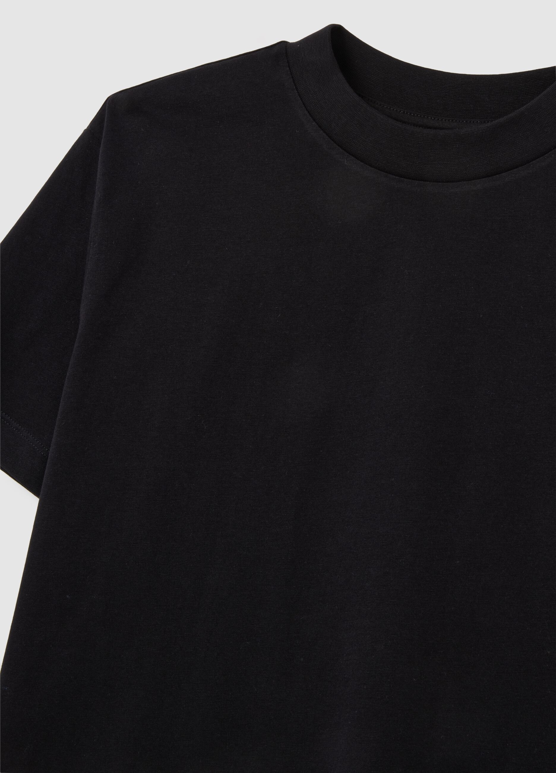 Women's black pure cotton regular fit T-shirt