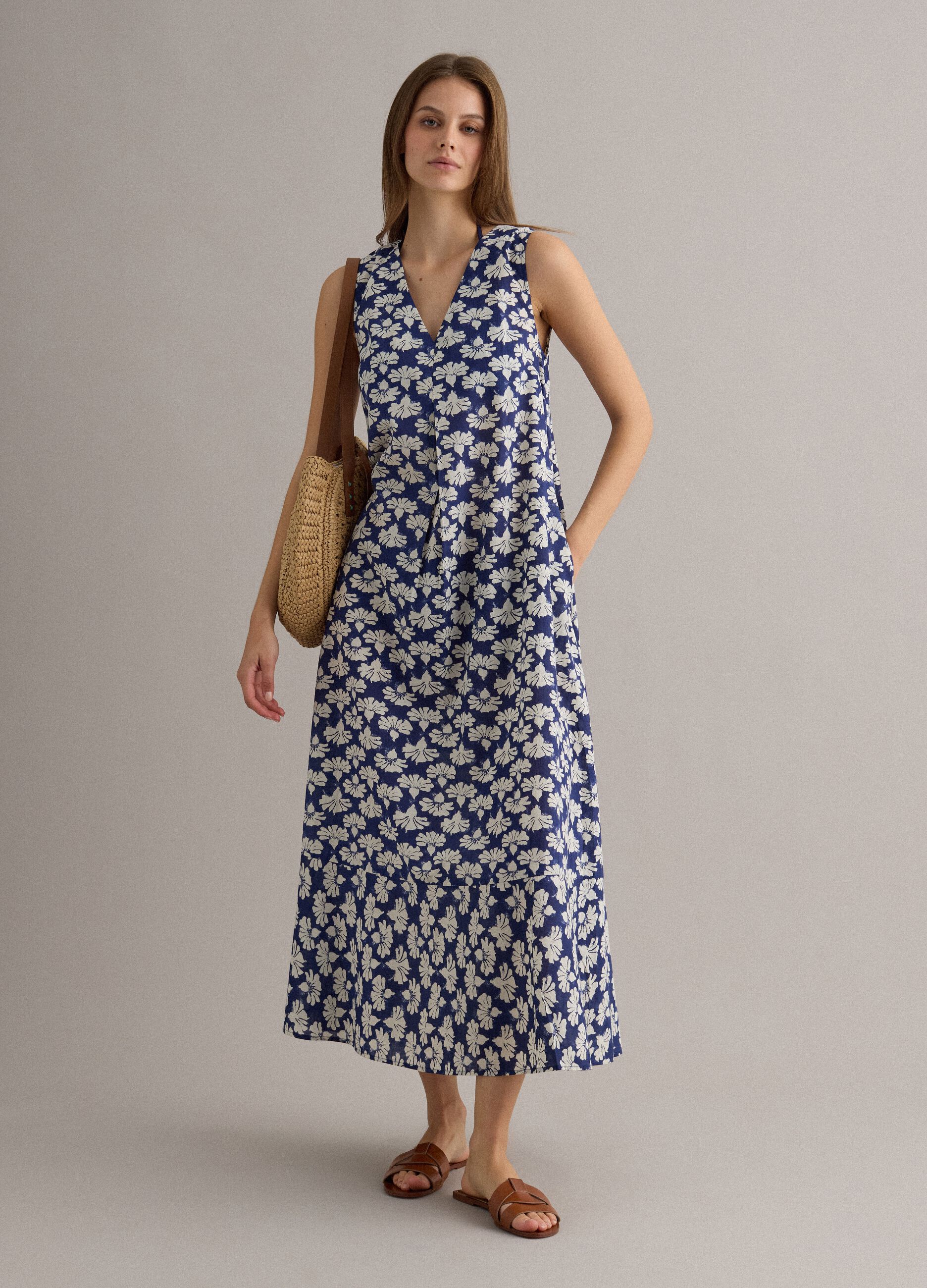 Blue pure cotton maxi dress with V-neck and floral print