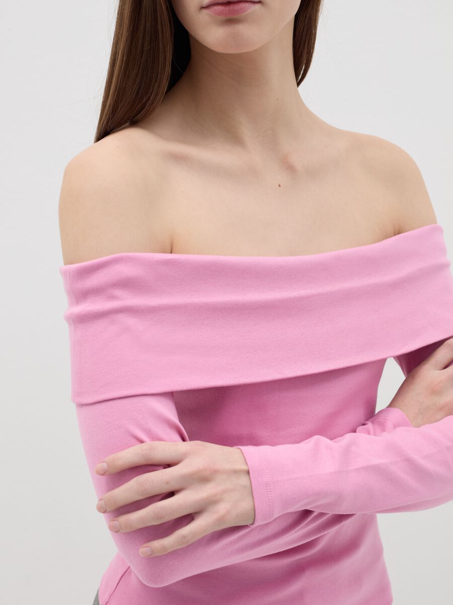 Off-the-shoulder T-shirt_3