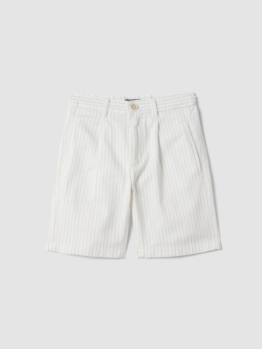 Boys&rsquo; white striped pure cotton shorts, regular fit_0