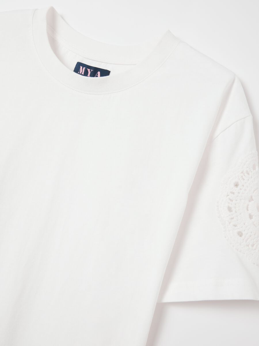 Mya Cotton White T-shirt_5