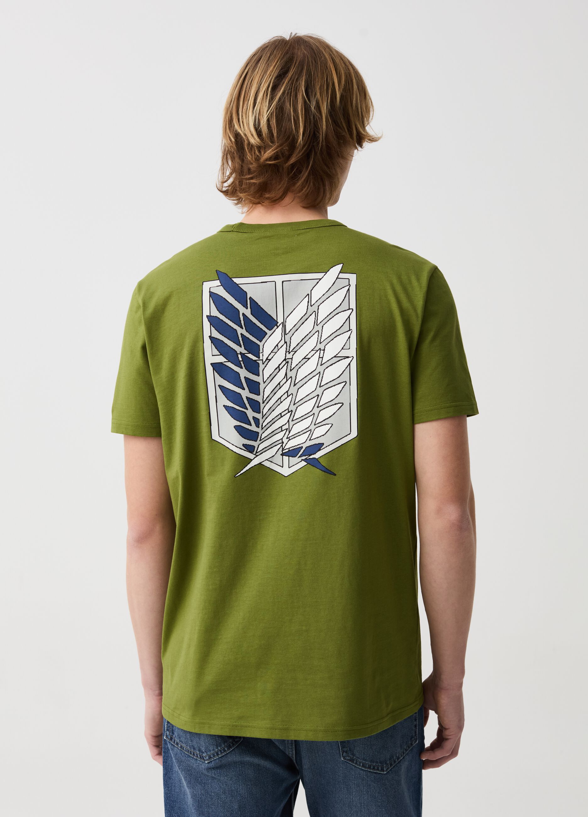 T-shirt in cotton with Attack On Titan print