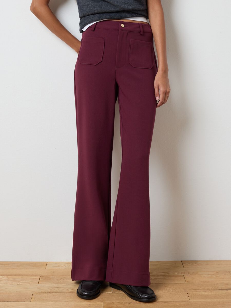 Pantaloni viola a gamba larga_1