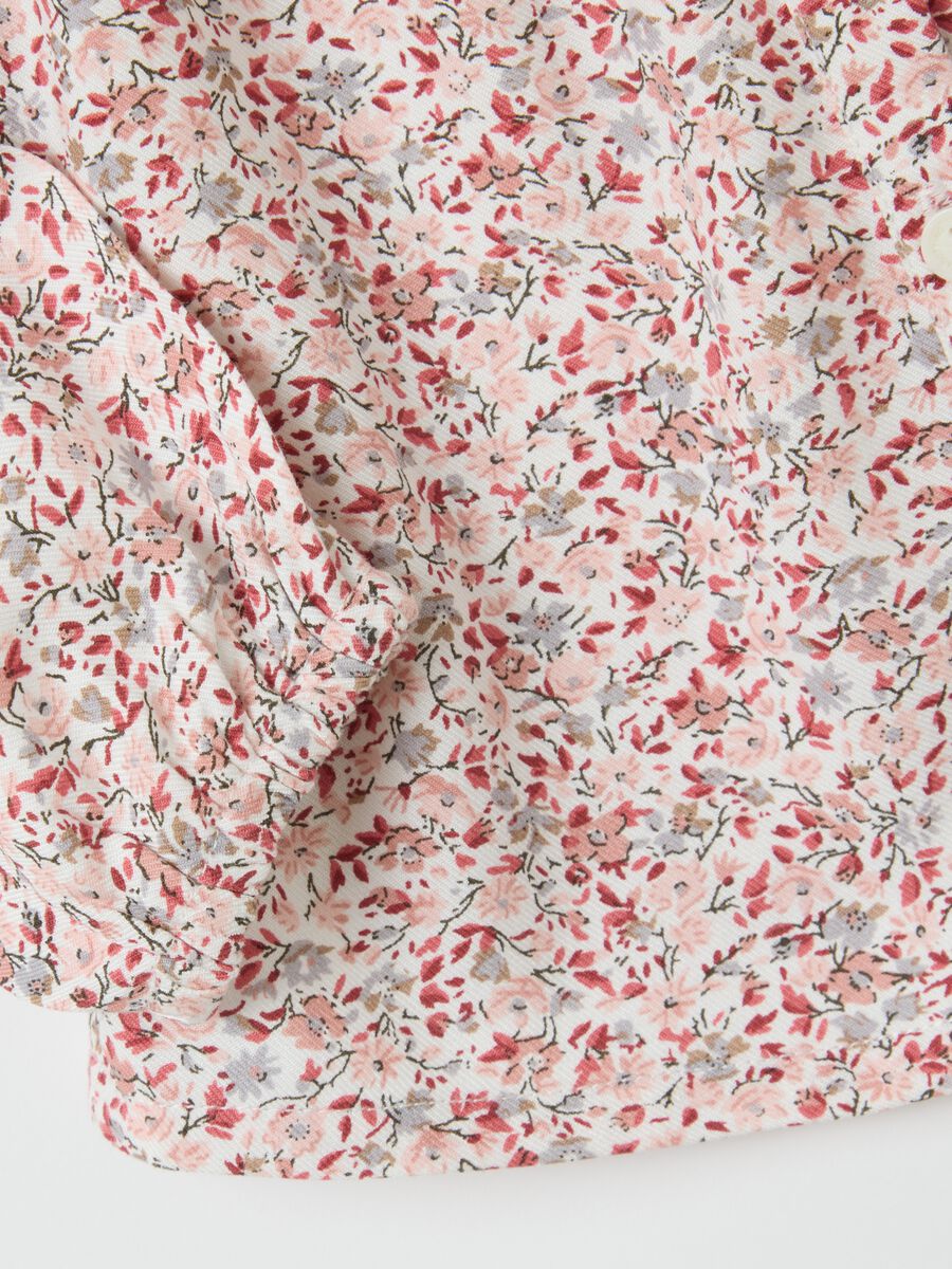 Regular fit floral shirt for girls with buttons_2