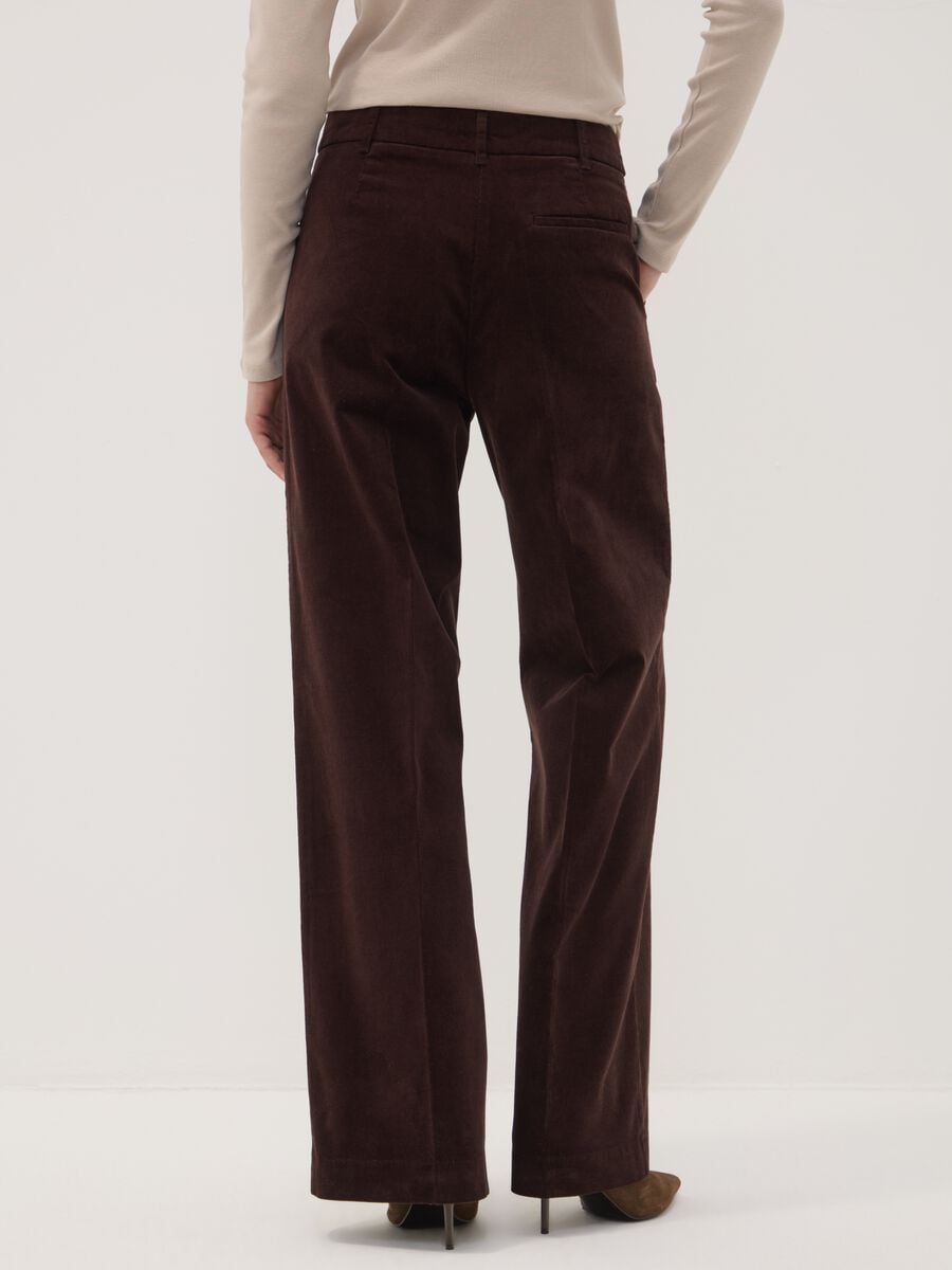 Pantaloni The Iconic Pants marroni in cotone elasticizzato a coste straight fit_3