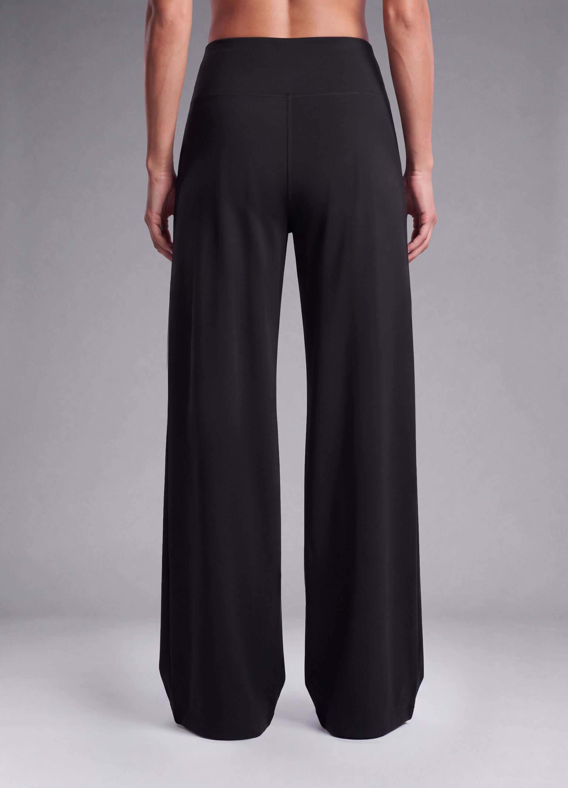 Pantaloni sportivi neri in tessuto elasticizzato wide leg ALTAVIA STUDIO ALTAVIA STUDIO