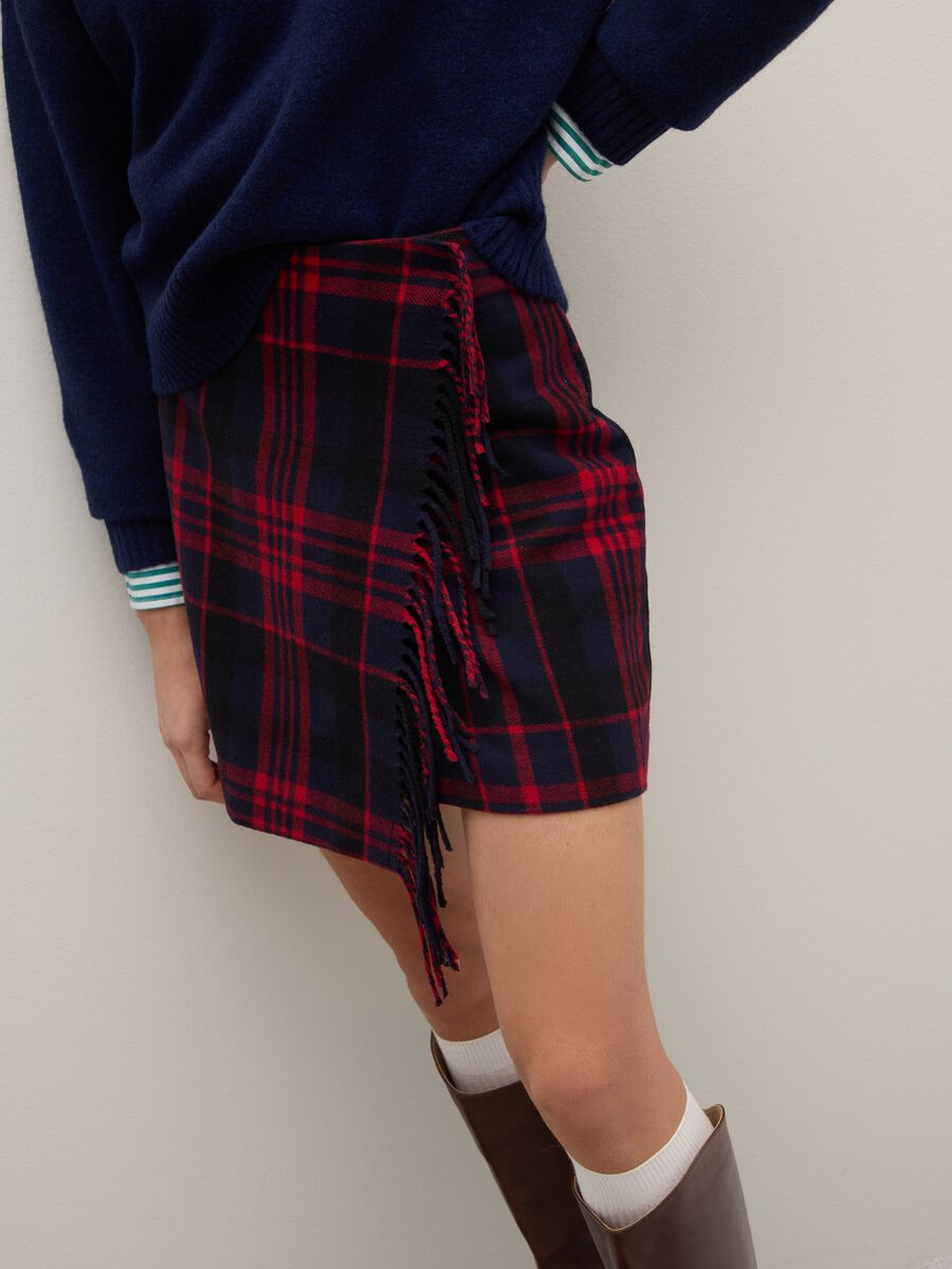 Multicolour checked skirt with fringes_3