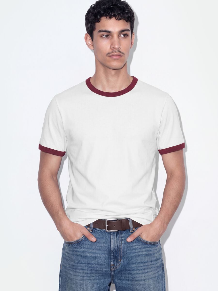 T-shirt bianca in puro cotone con girocollo fitted_4