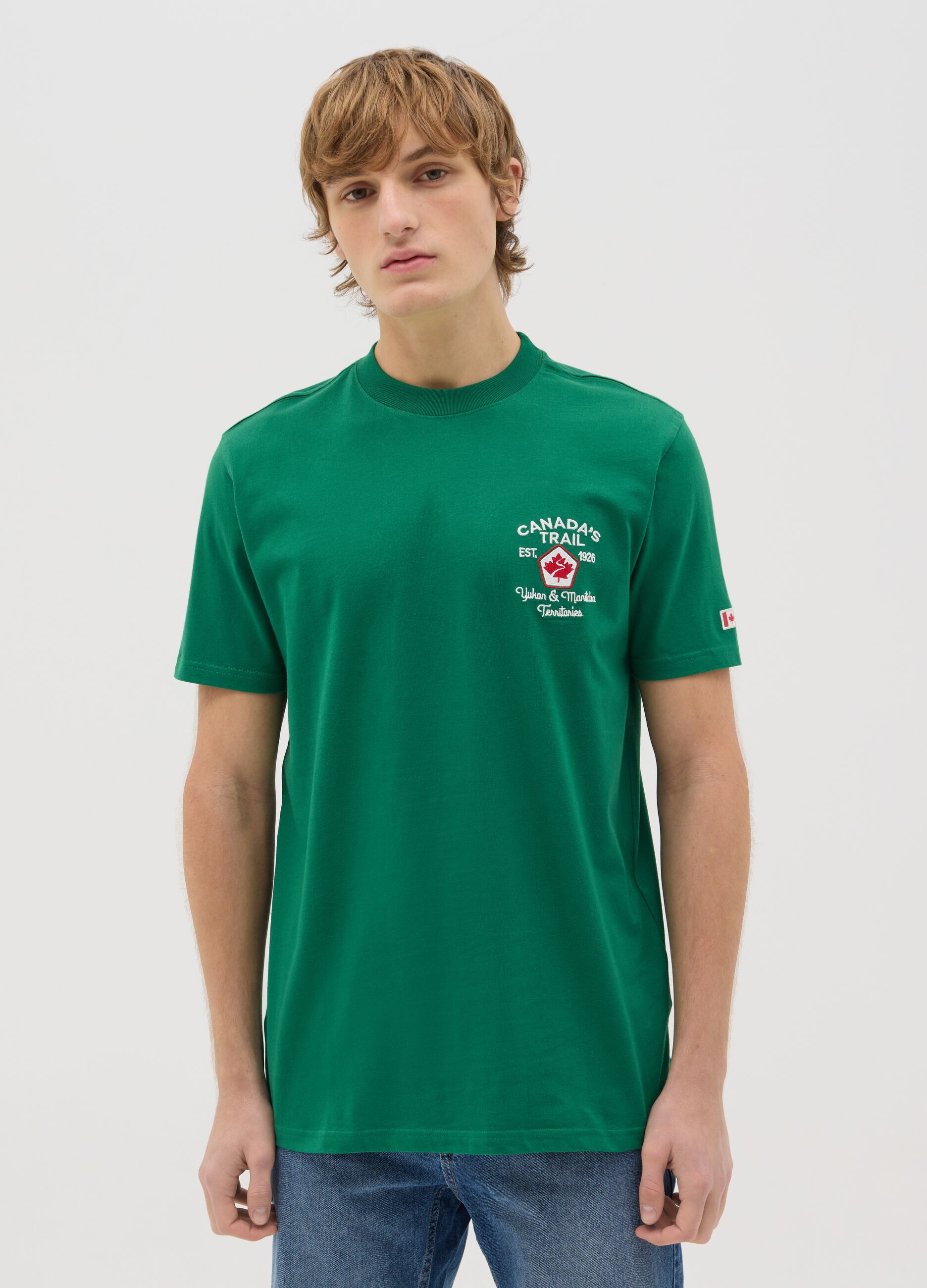 Canada's Trail green T-shirt with embroidery
