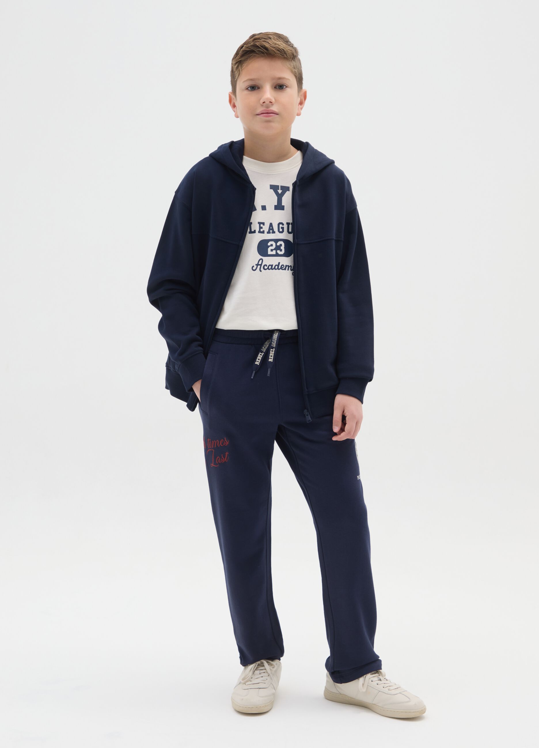 Boys' blue pure cotton joggers with regular fit