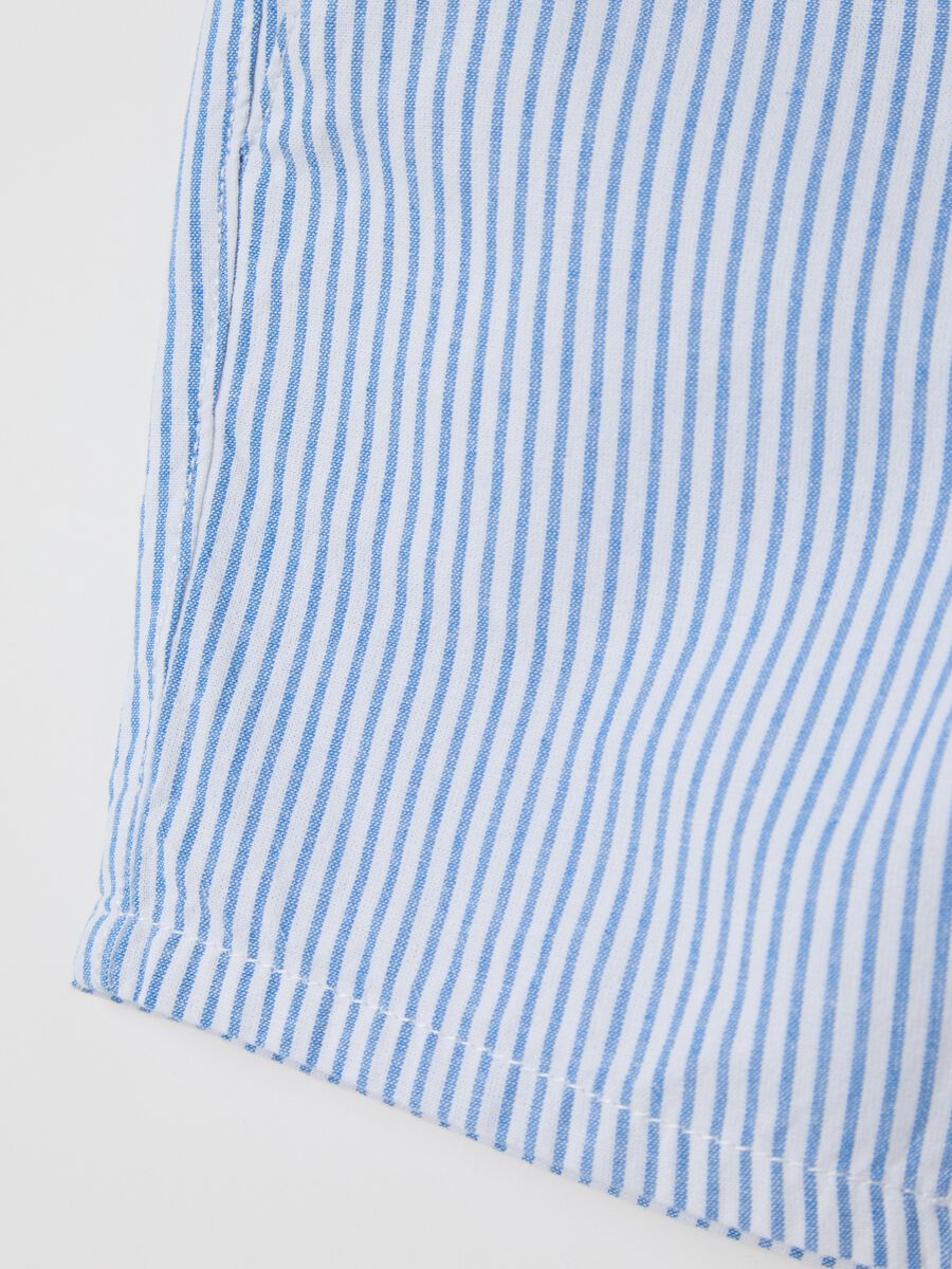 Light blue and white striped shorts in cotton_3