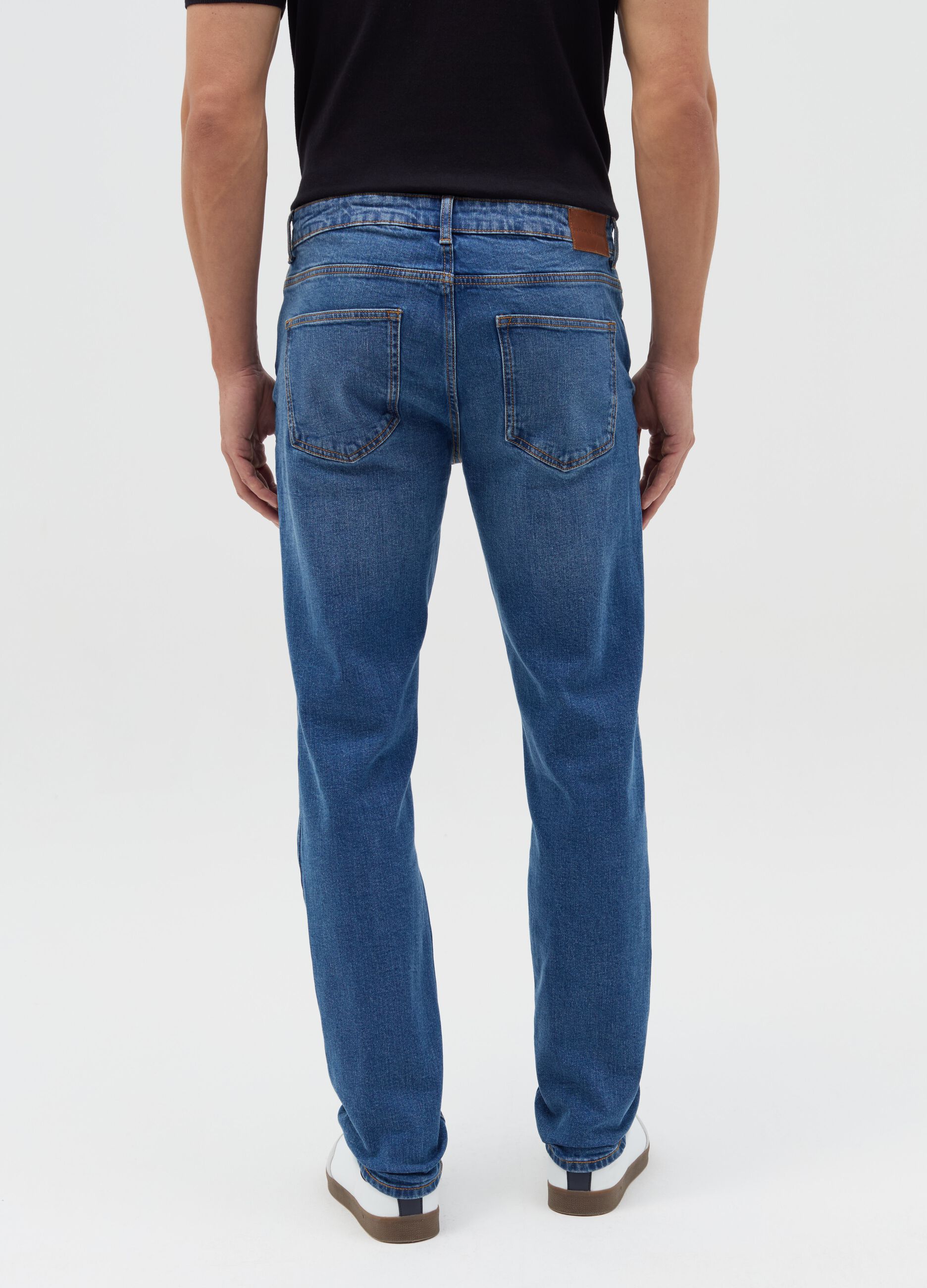 Slim-fit stretch jeans
