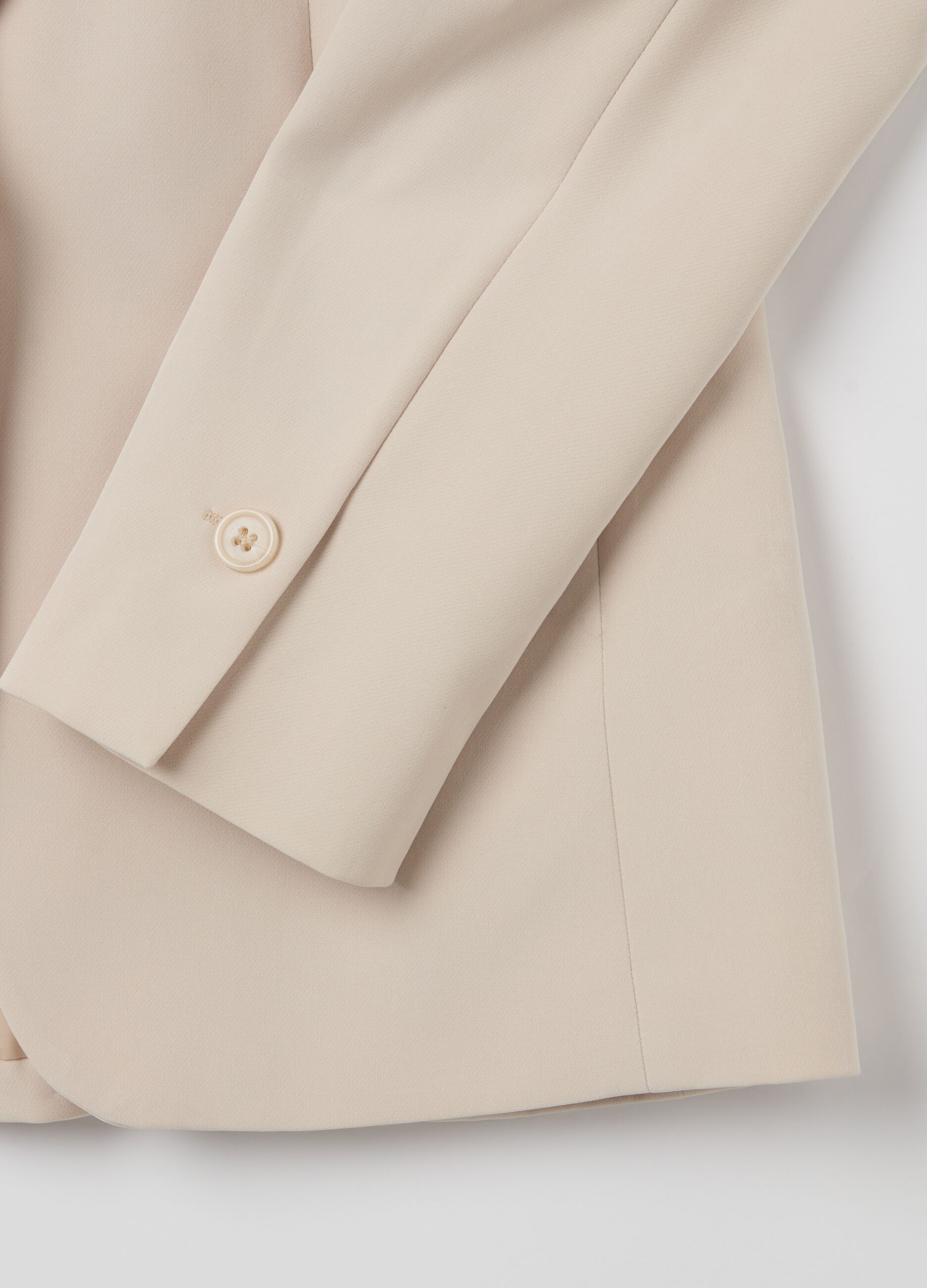 Curvy solid colour single-breasted blazer