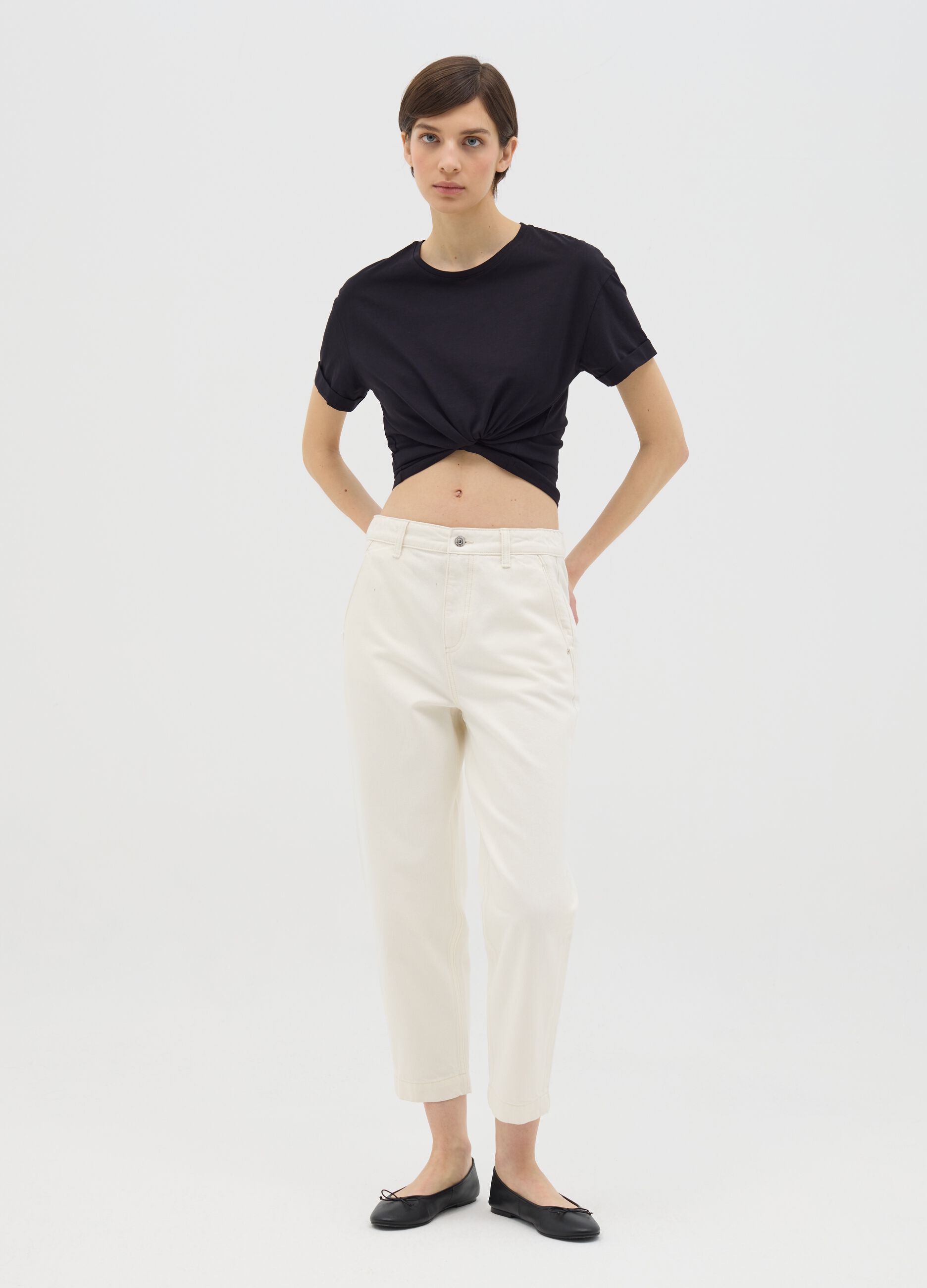 White carrot-fit jeans in cotton