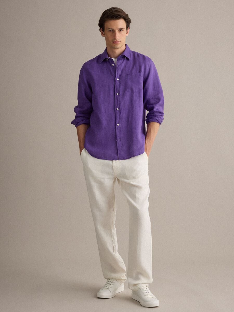 Camicia viola in puro lino con colletto button down regular fit_2