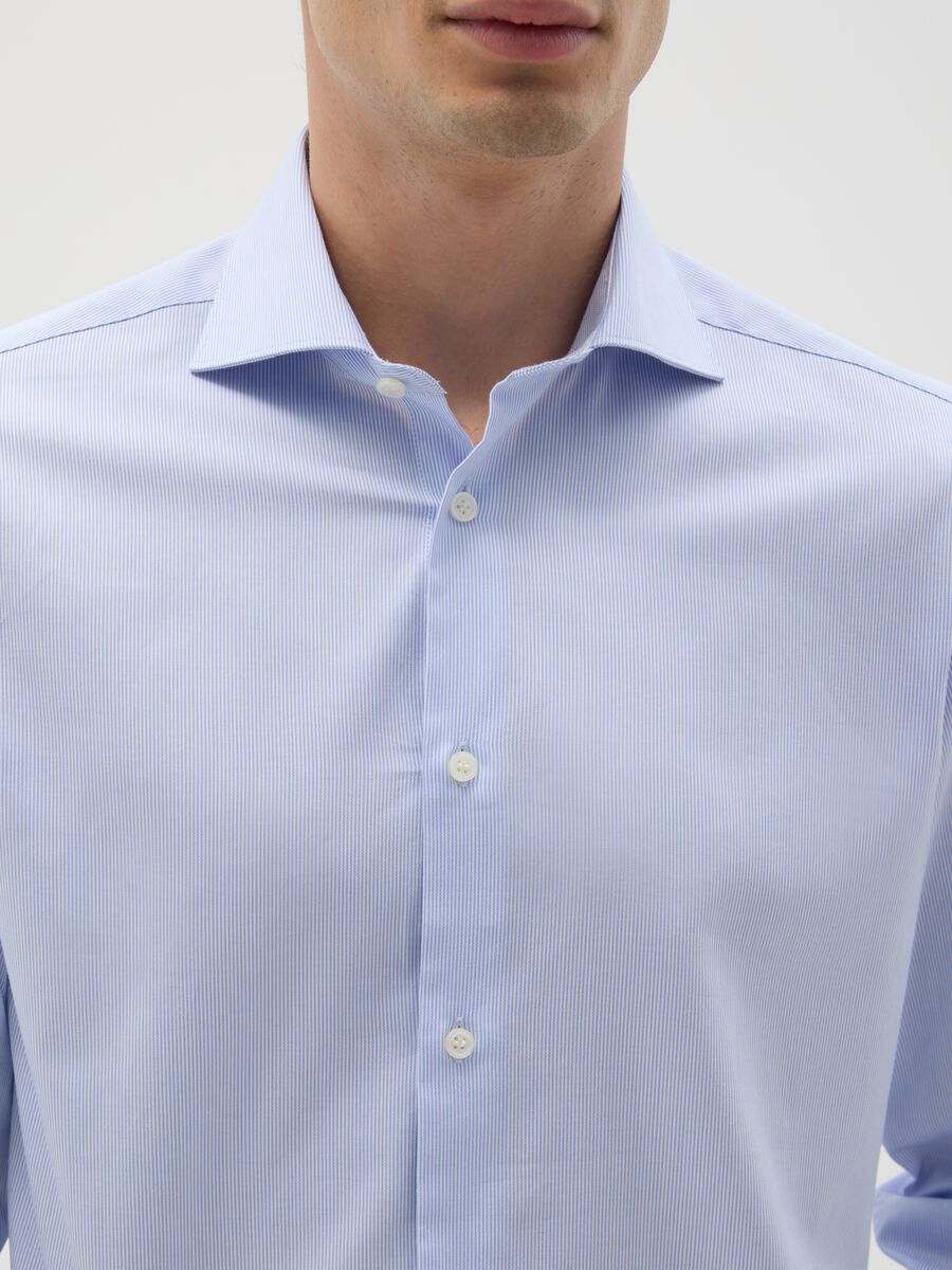 Camicia da uomo in puro cotone azzurra slim fit easy iron_2