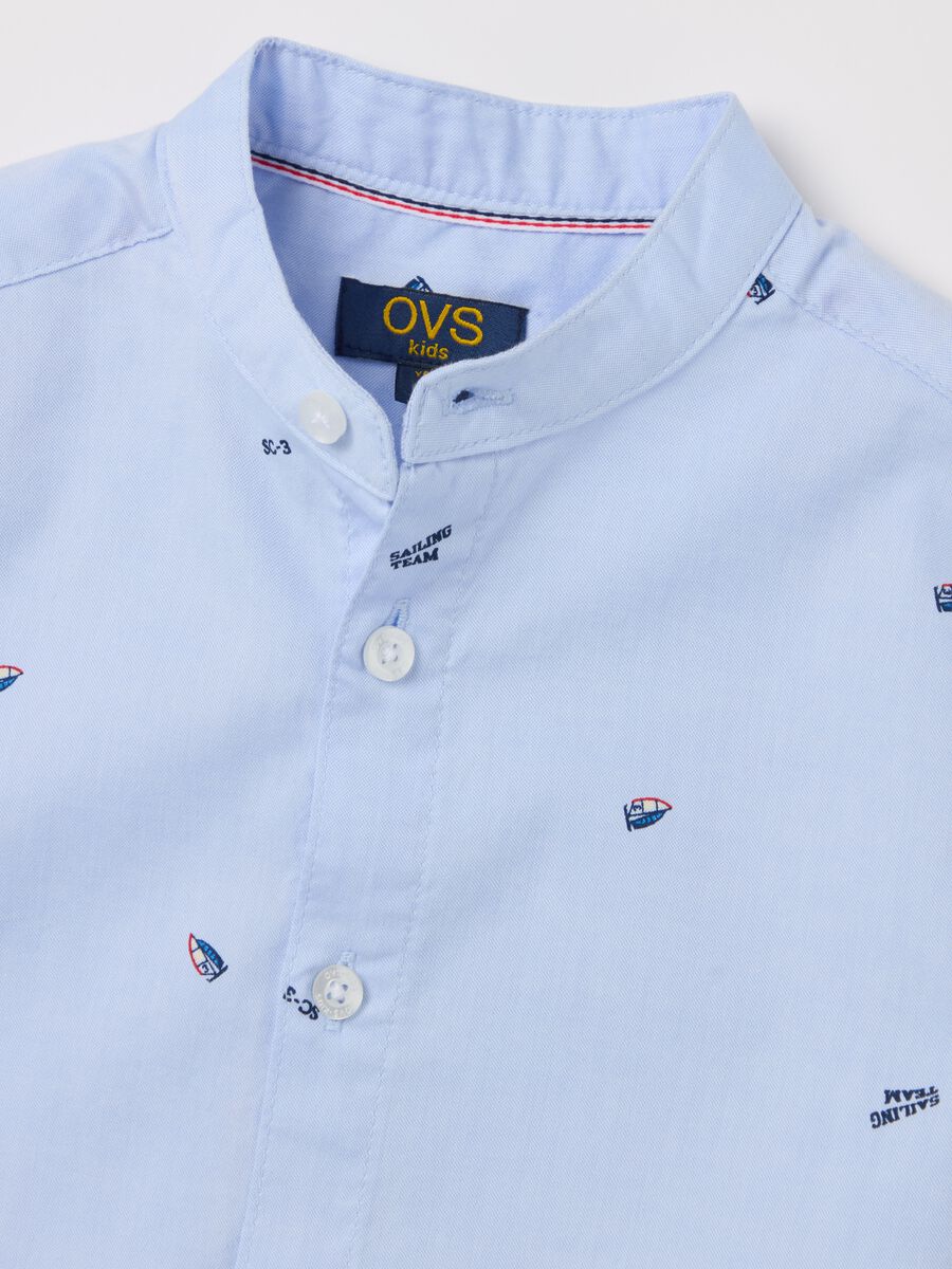 Mandarin collar with sail boats print_2