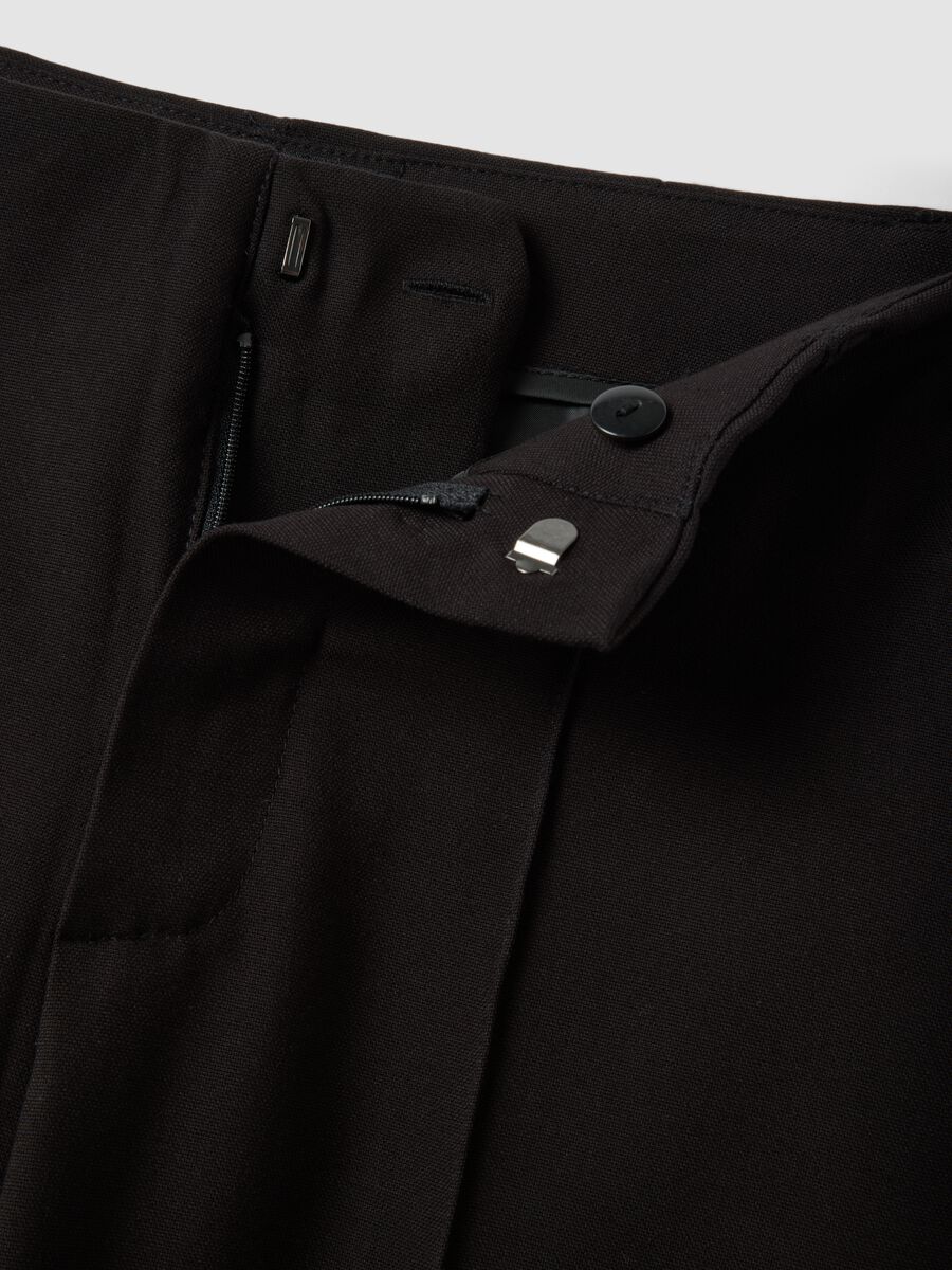 Black formal flared trousers in stretch viscose_1