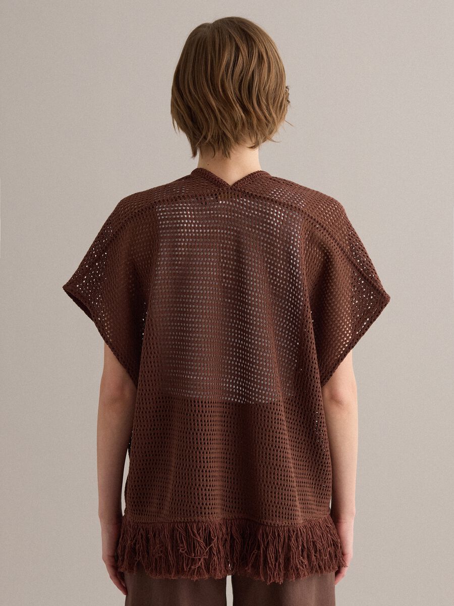 Cardigan marrone in misto viscosa a rete con frange_2
