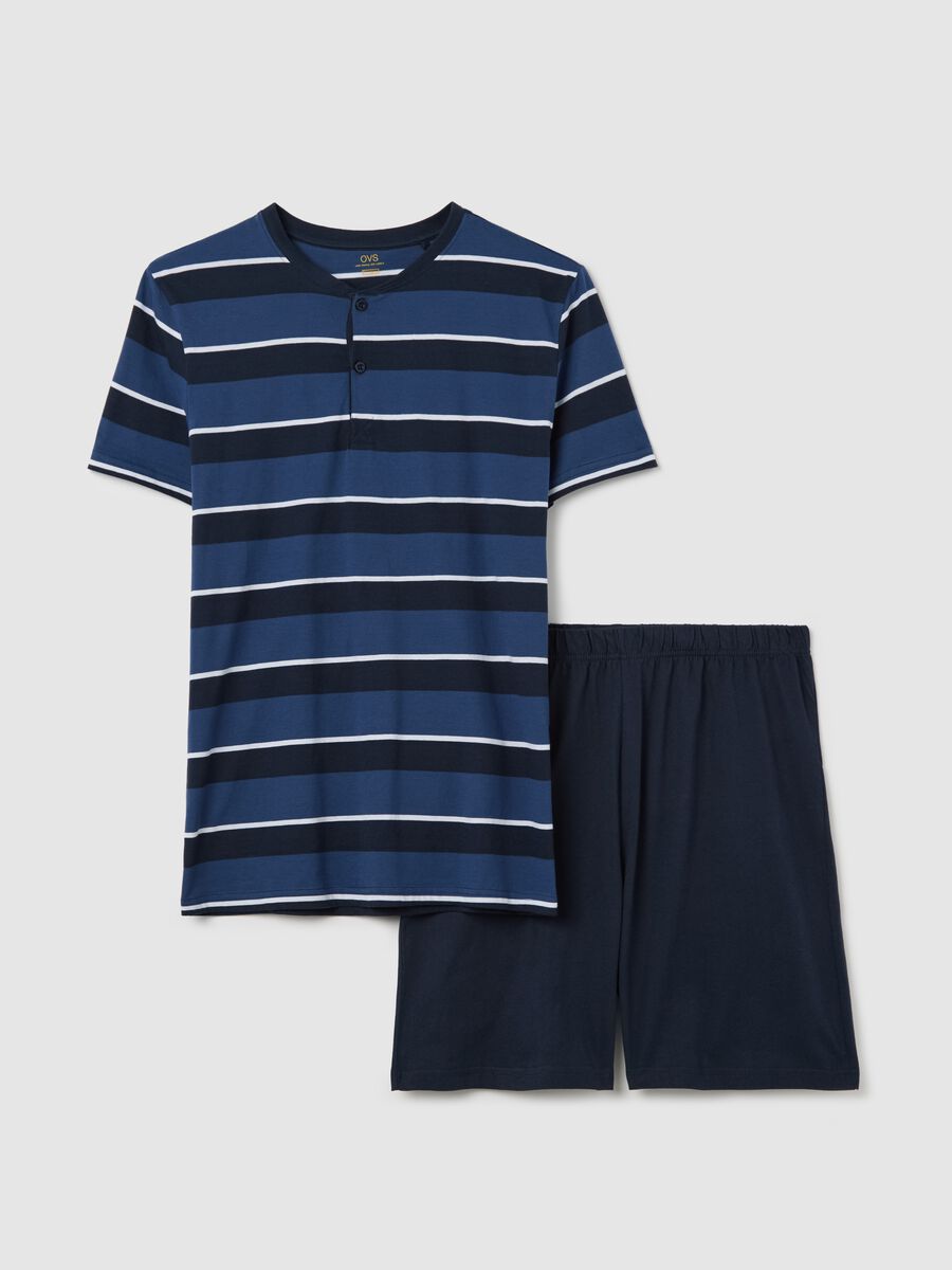 Short blue pyjamas in cotton with striped pattern_0