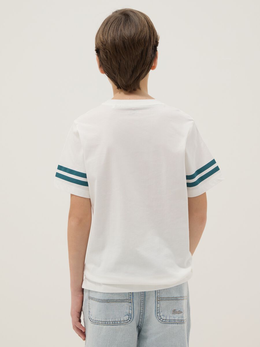 White pure cotton boys&rsquo; T-shirt with graphic details, regular fit_1