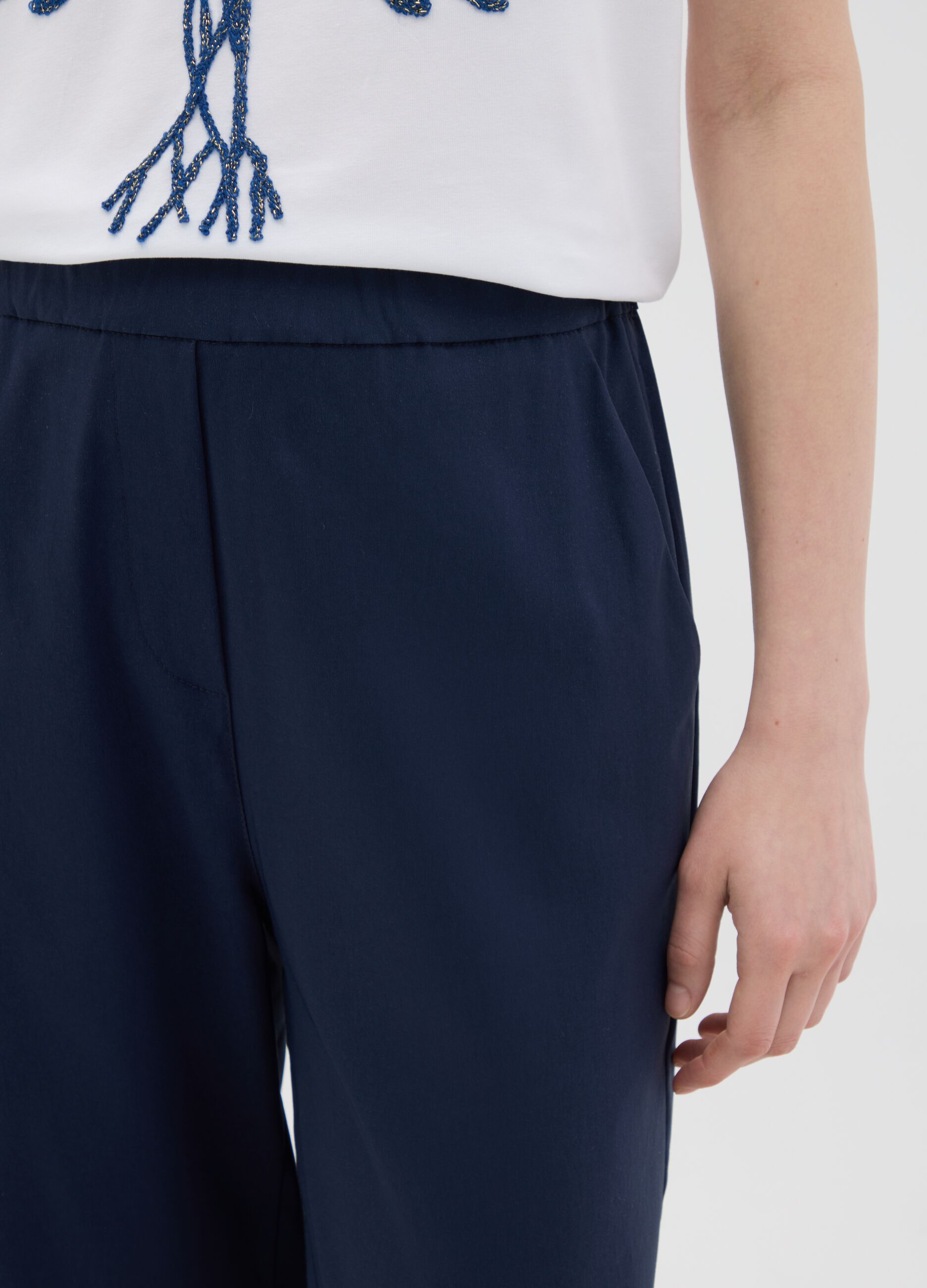 Women's blue regular fit stretch fabric trousers
