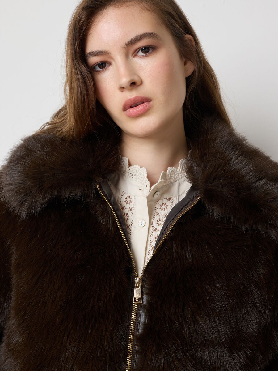 Brown lined regular fit jacket with zip_3