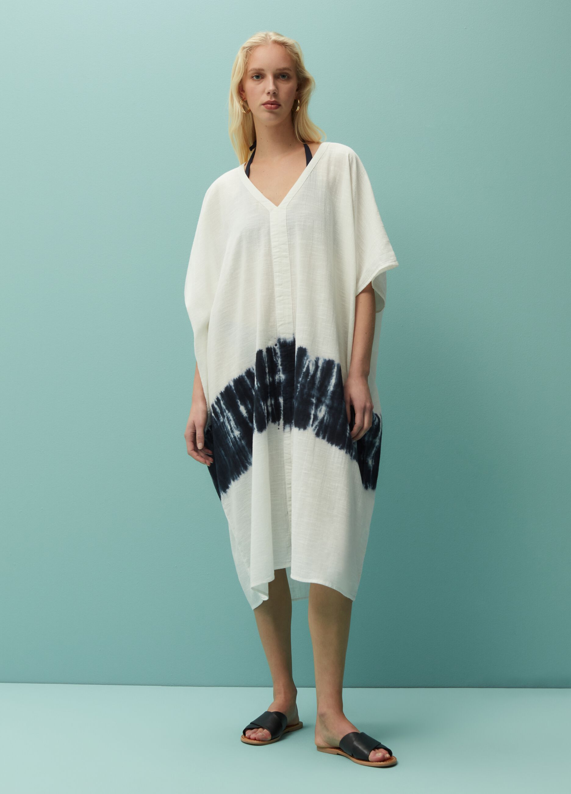 Maxi poncho con stampa Tie Dye_0