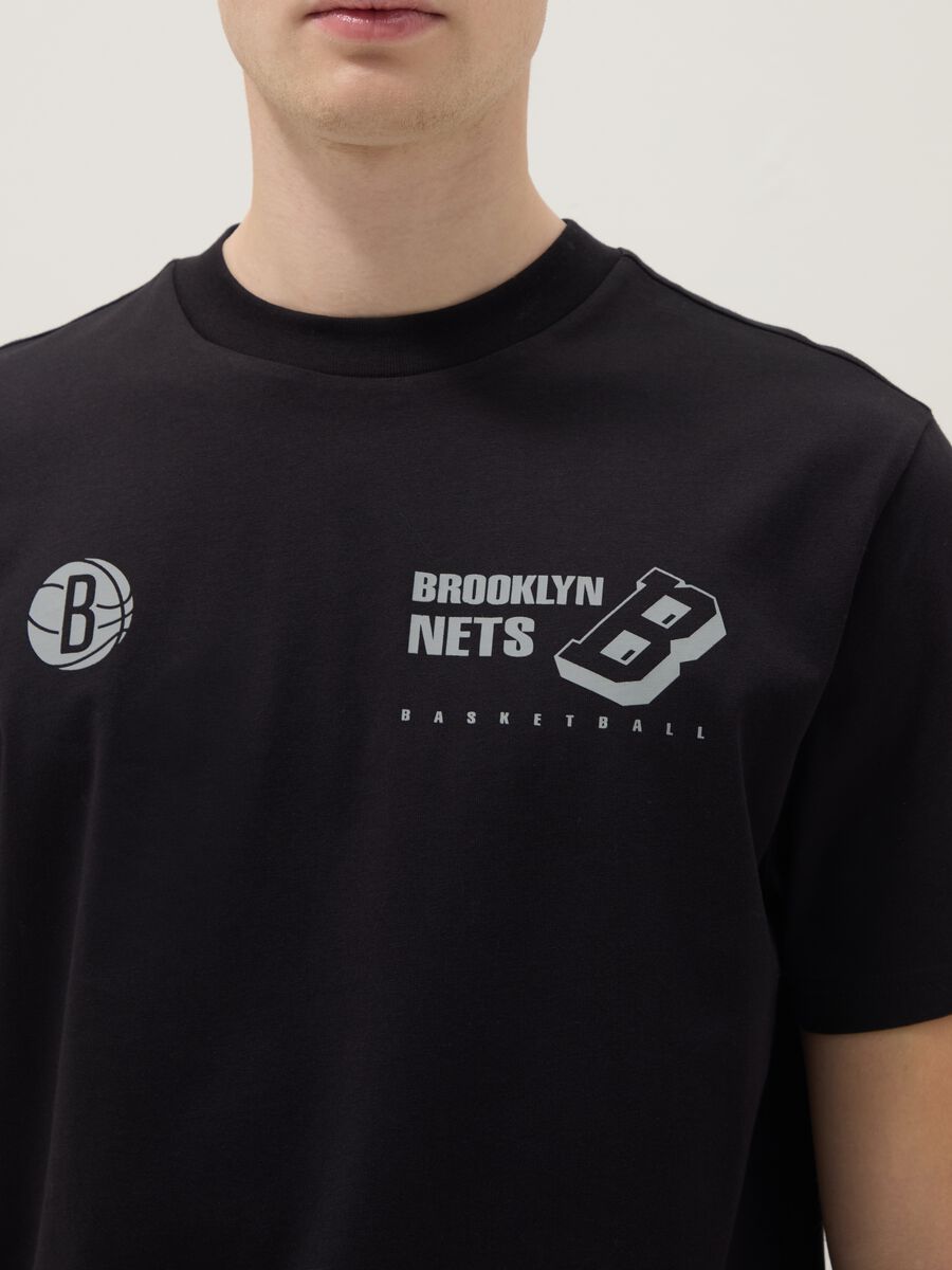 Black pure cotton regular fit T-shirt with Brooklyn Nets print_3
