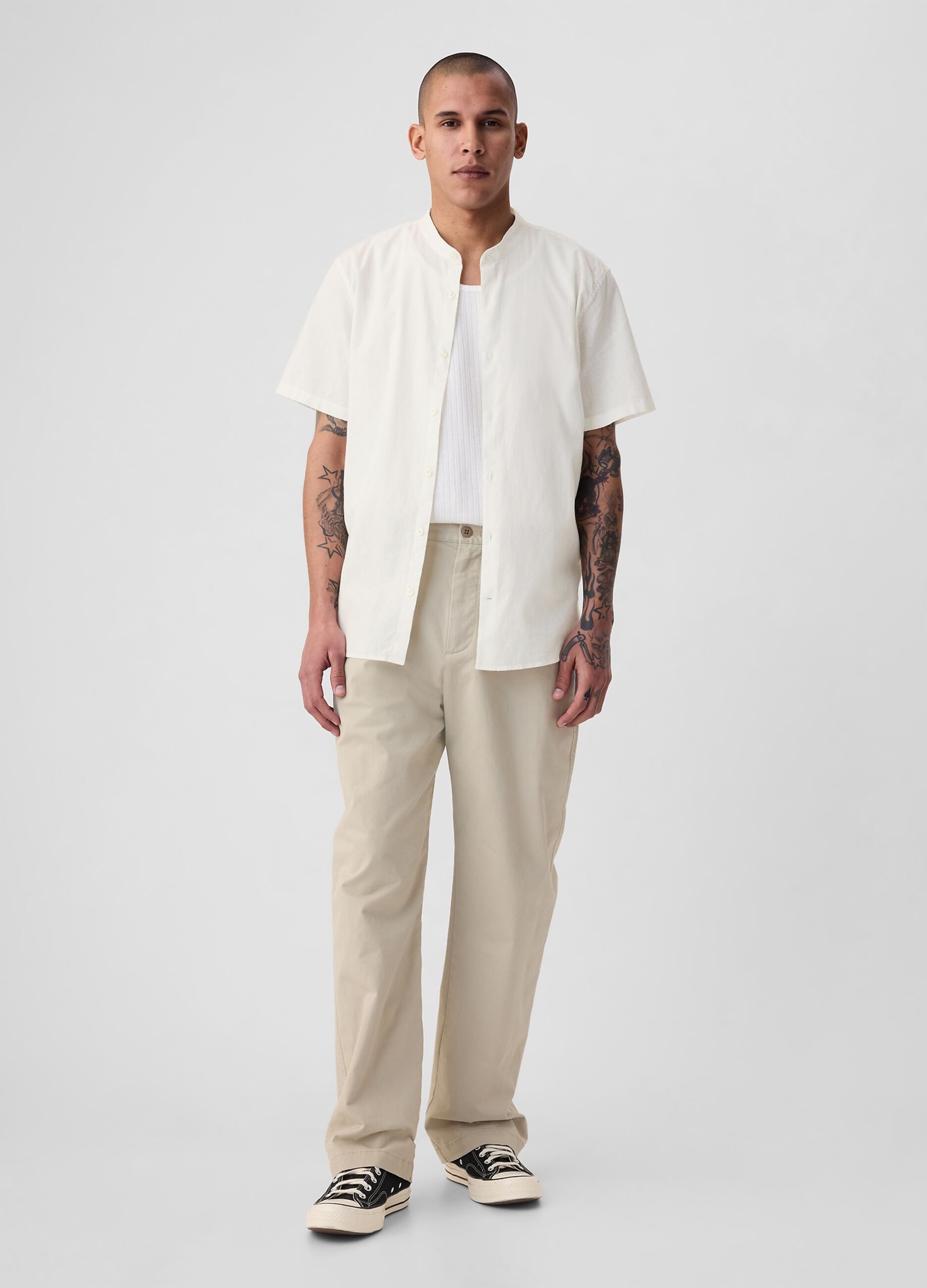 Short-sleeved shirt with Mandarin collar
