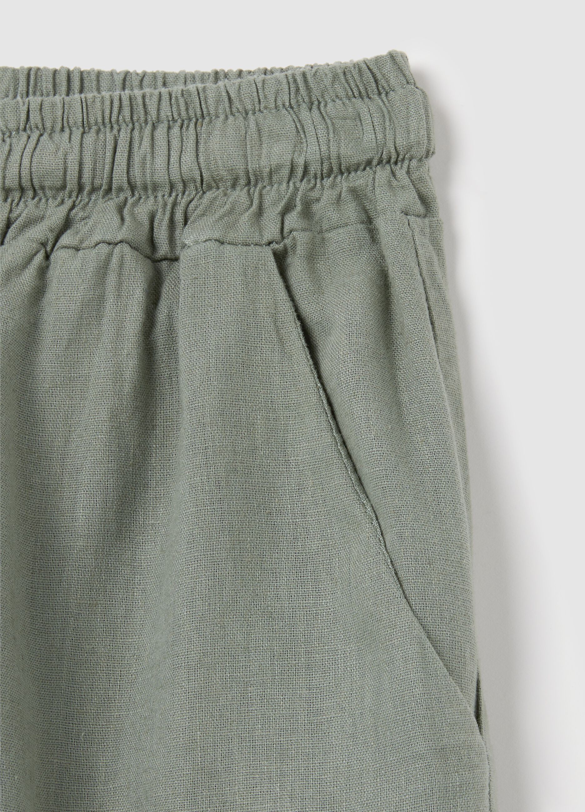 Women's green regular fit palazzo trousers in cotton and linen blend