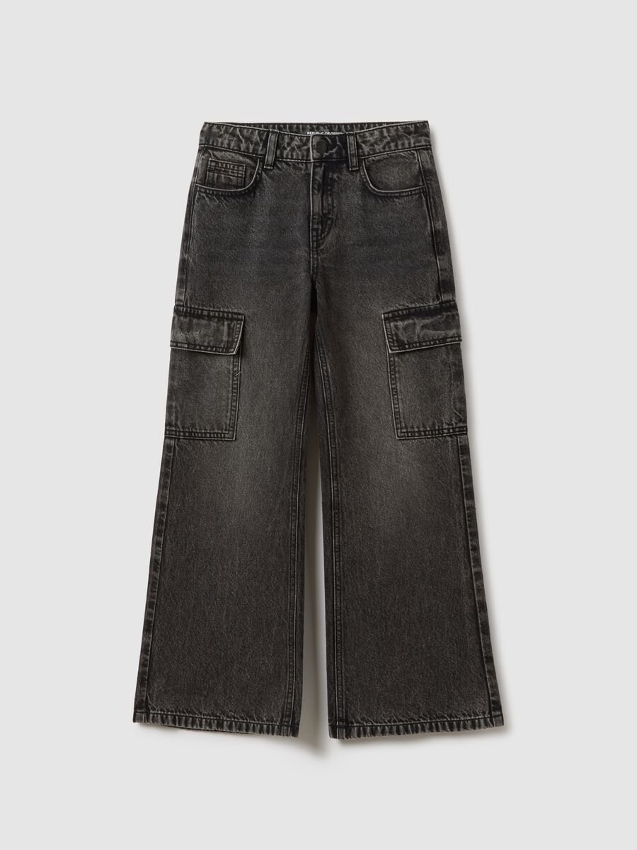 Girls' grey cotton cargo jeans with relaxed fit_3