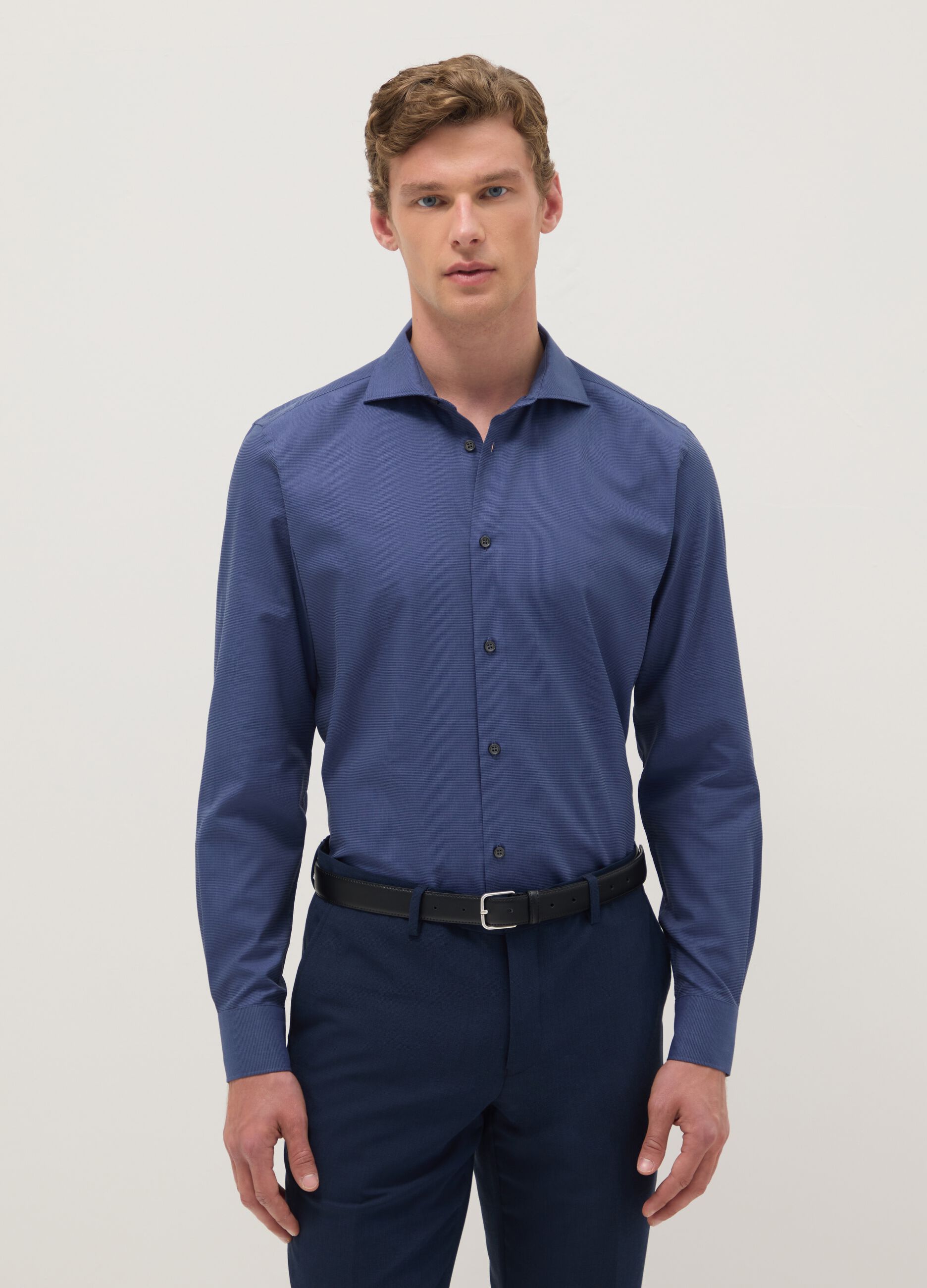 Blue shirt with French collar in pure cotton slim fit