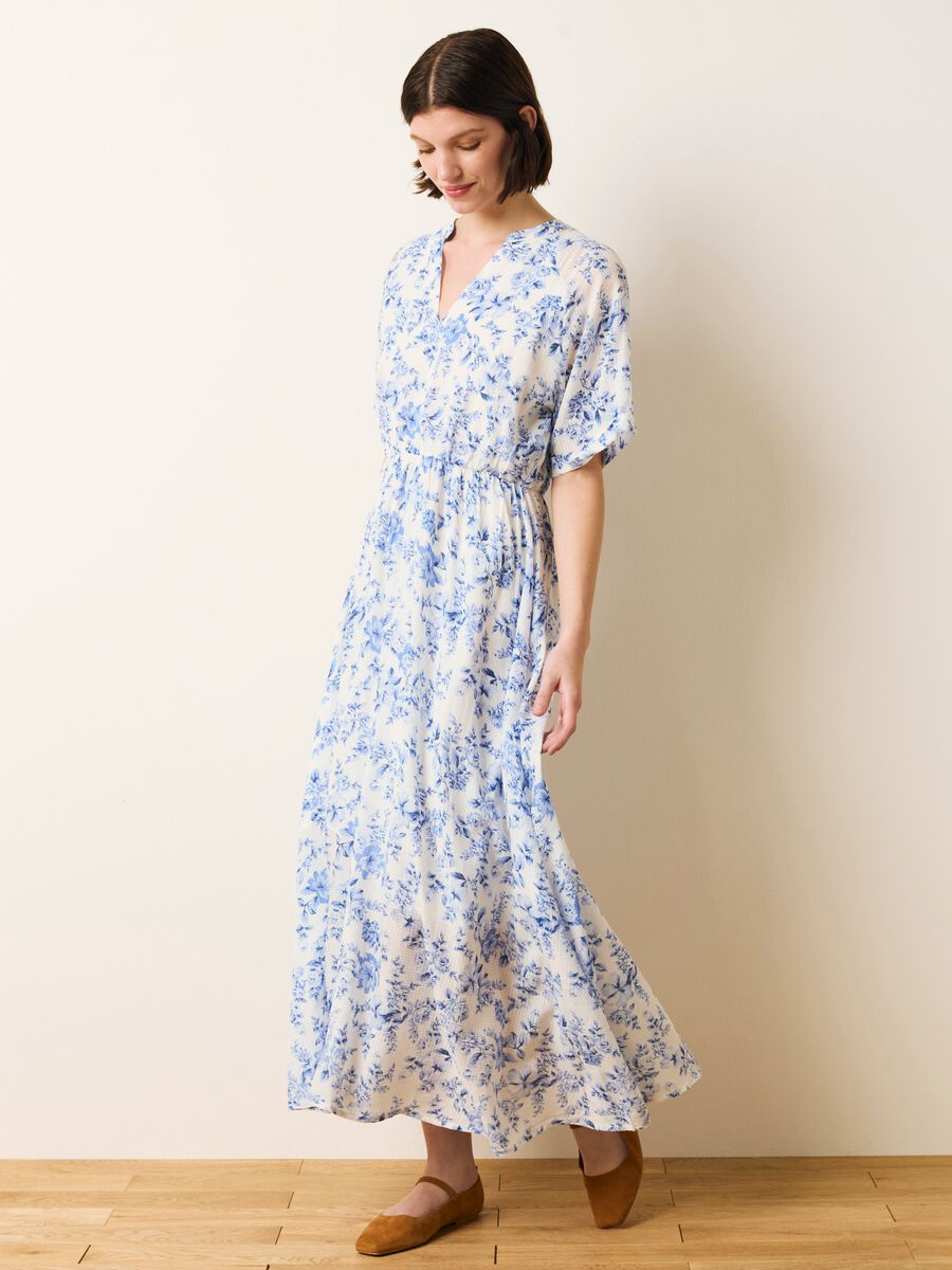 Long floral dress with V neck_1