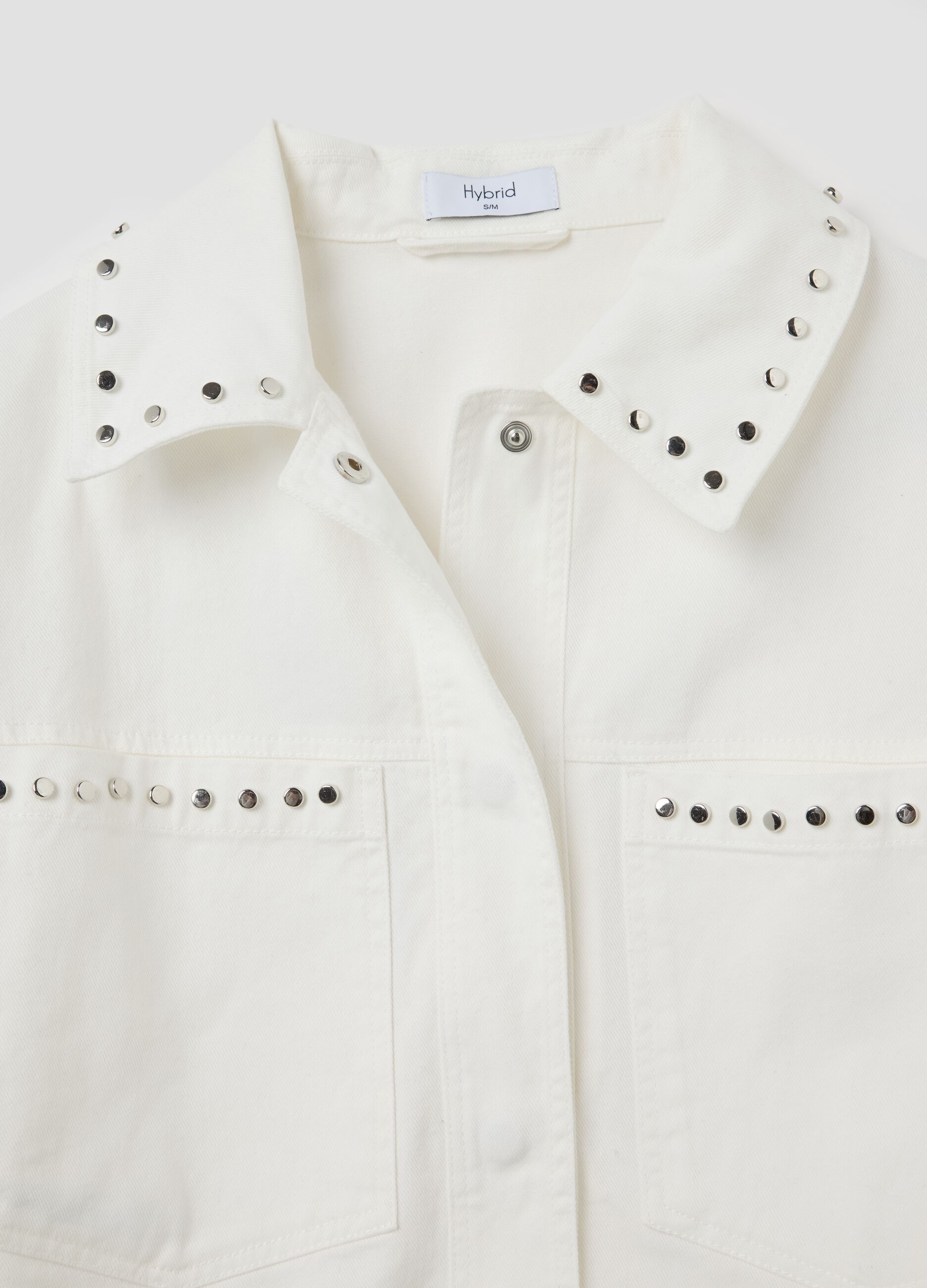 White jacket in cotton with studs