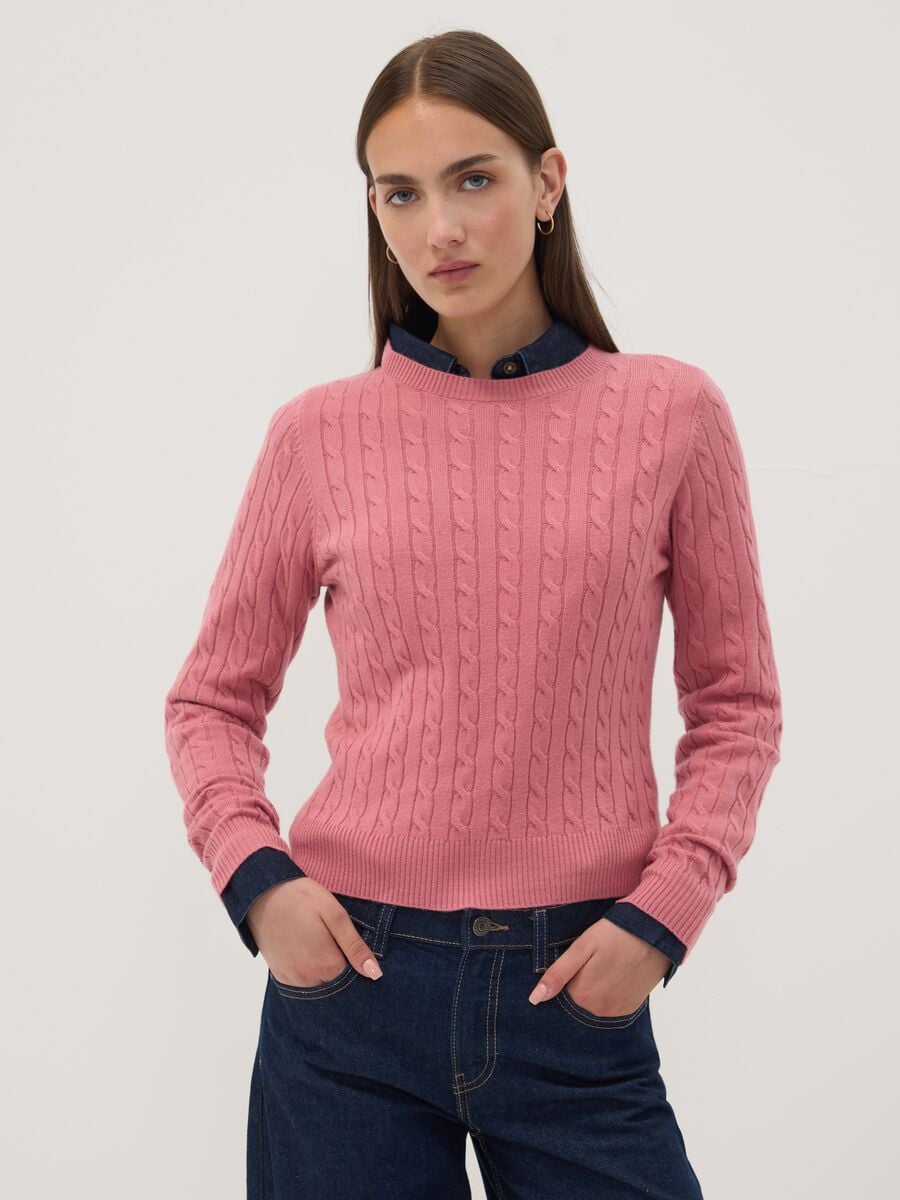 Maglia girocollo rosa a trecce regular fit_0